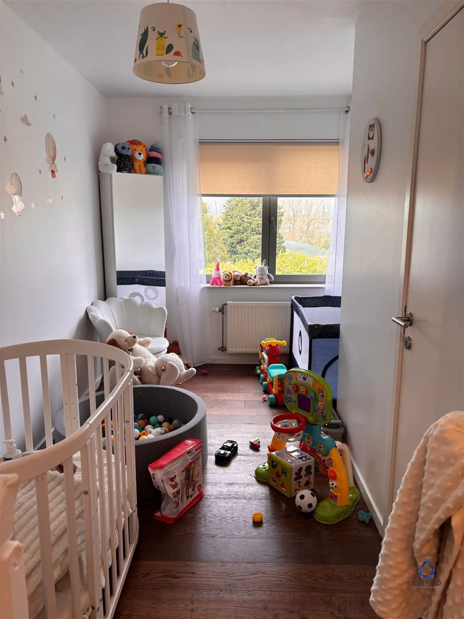 Ruim en lichtrijk appartement met 3 slaapkamers en terras foto 15