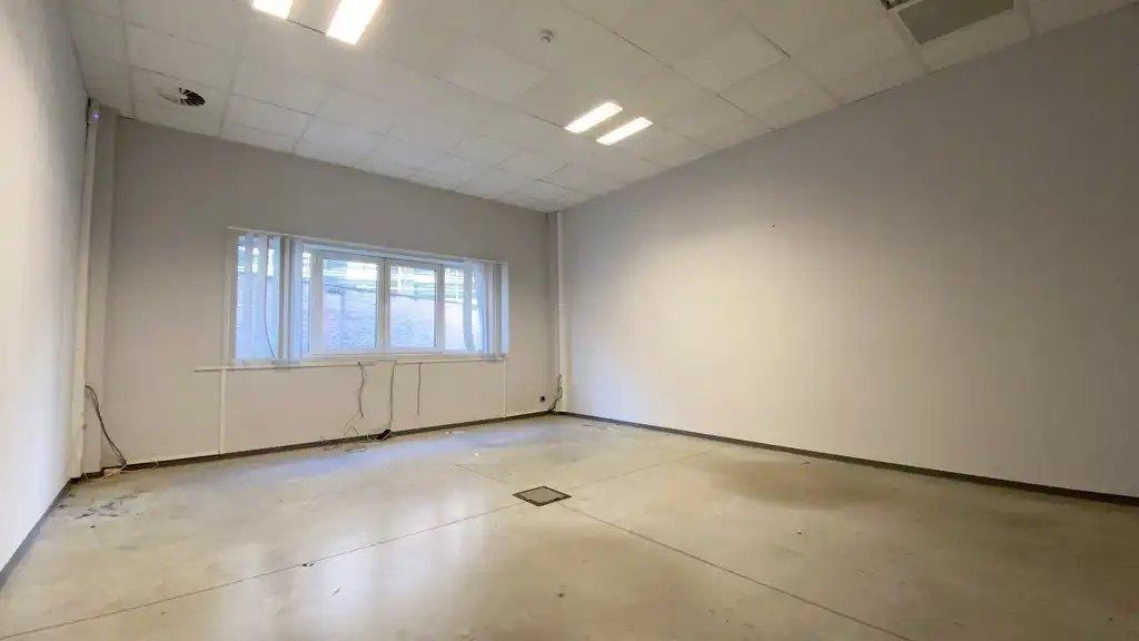 Gerenoveerde kantoren te huur aan Begijnhoflaan in Gent foto 14