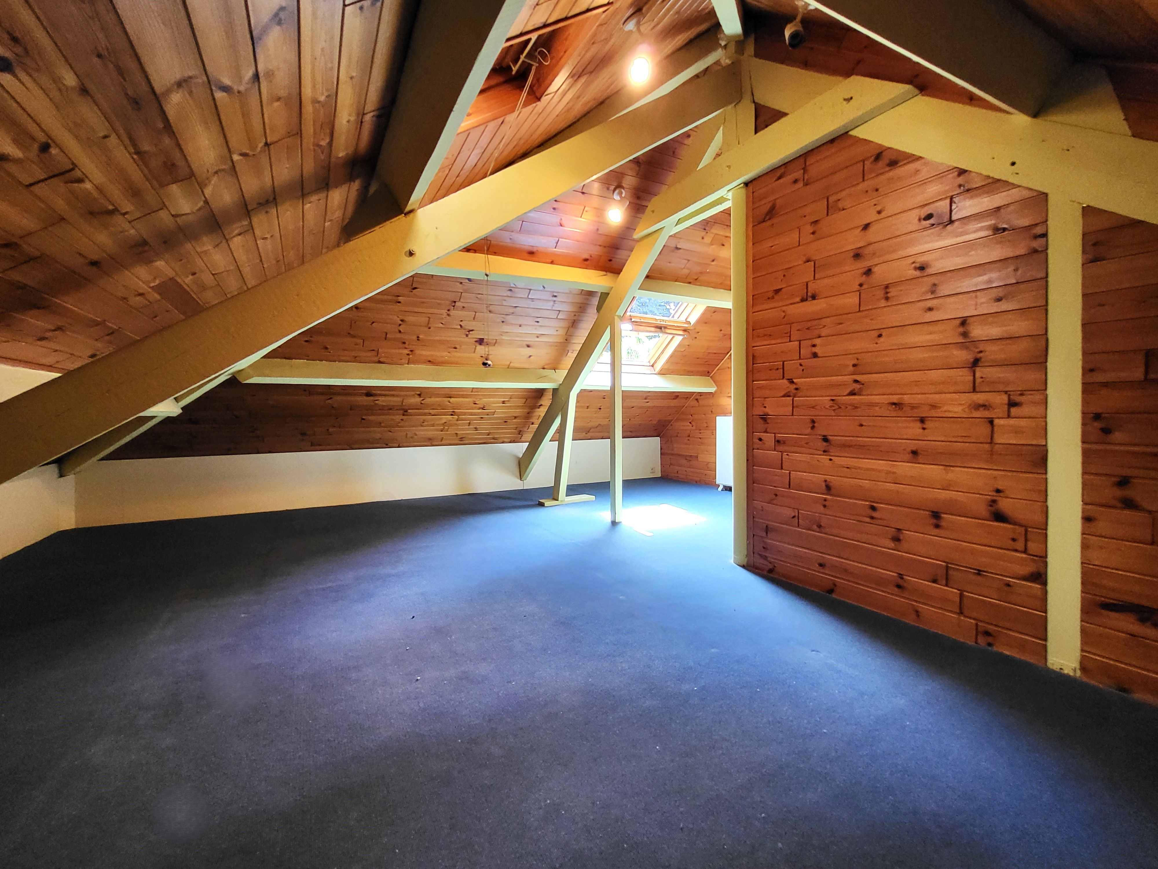 Charmante open bebouwing op 286m² gelegen in het groen met garage.  foto 21