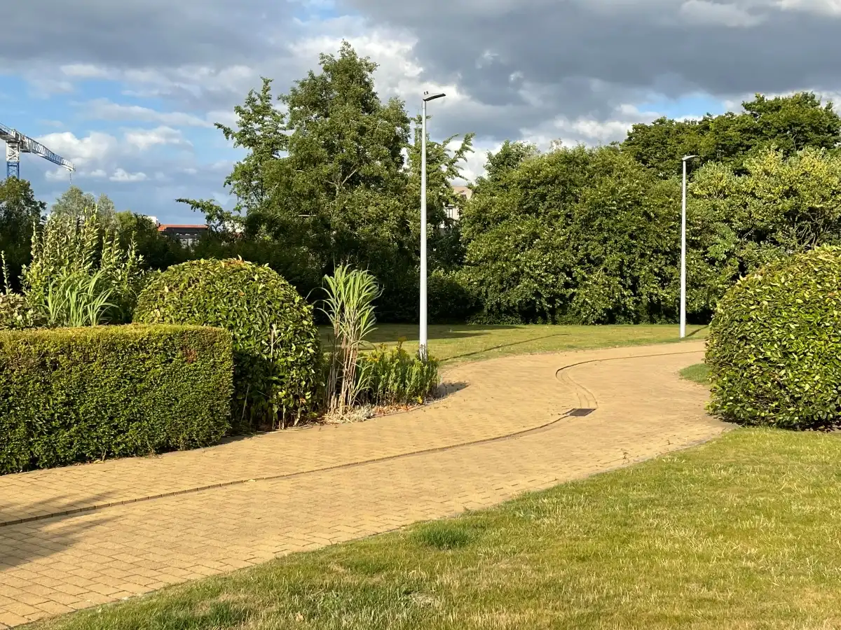 Gelijkvloers 1-slpk-APP + garage foto 27