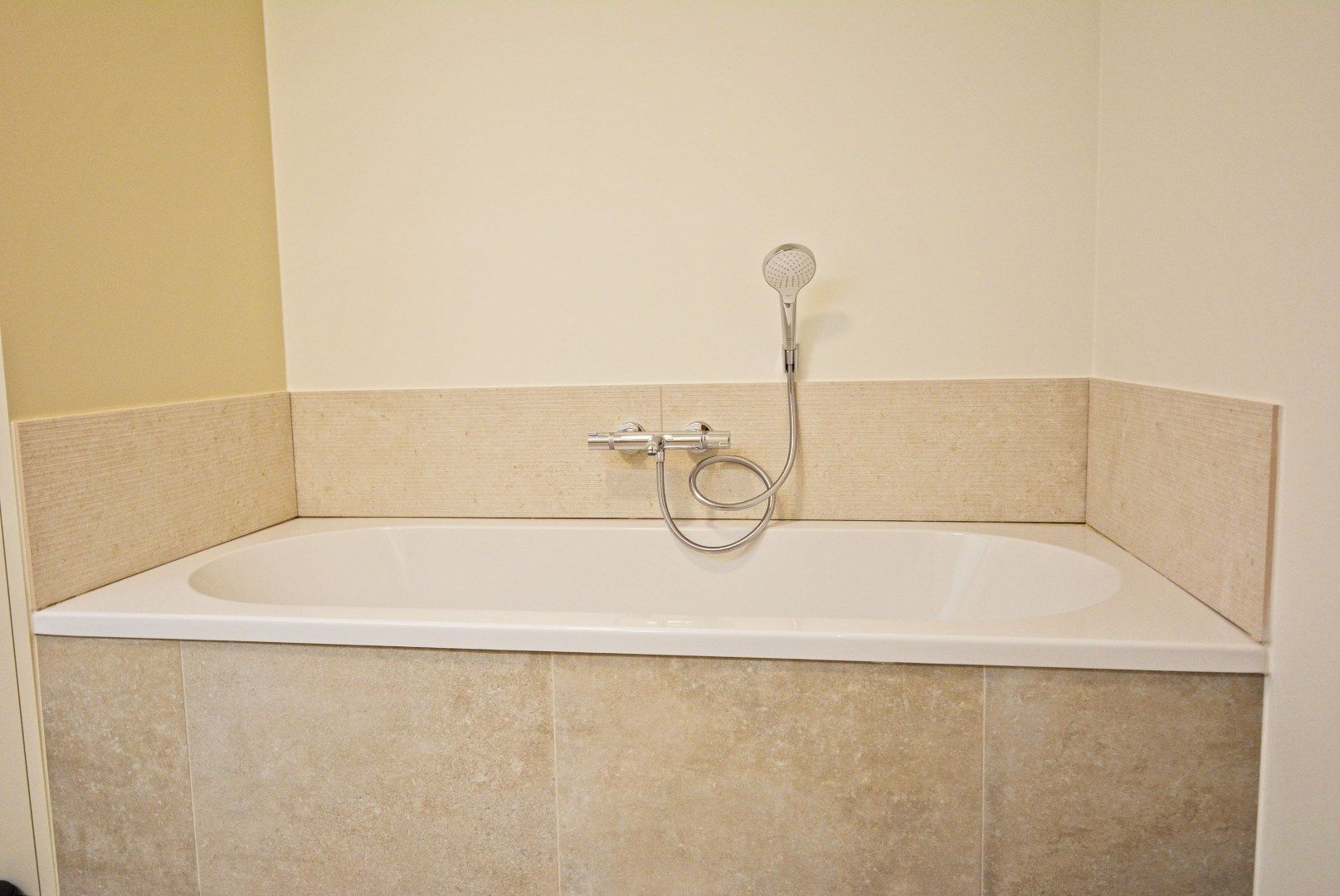 Moderne en uiterst energie zuinige woning met 3 slaapkamers. foto 14