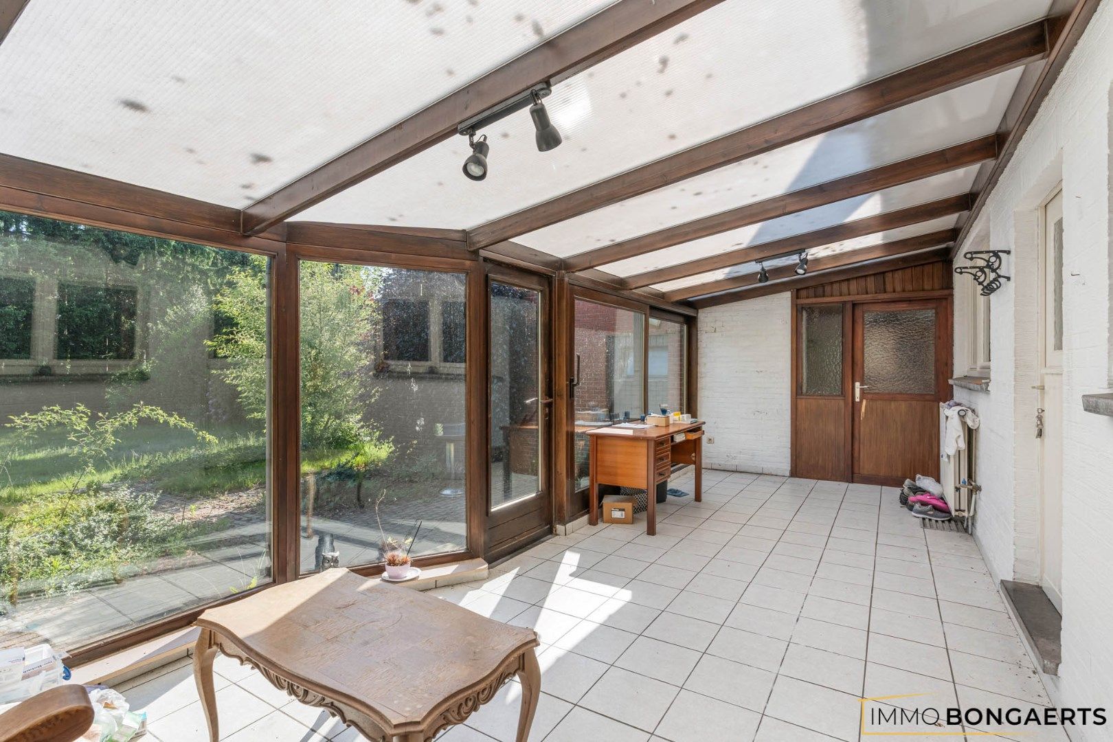 Rustig gelegen woning op een groot perceel foto 16