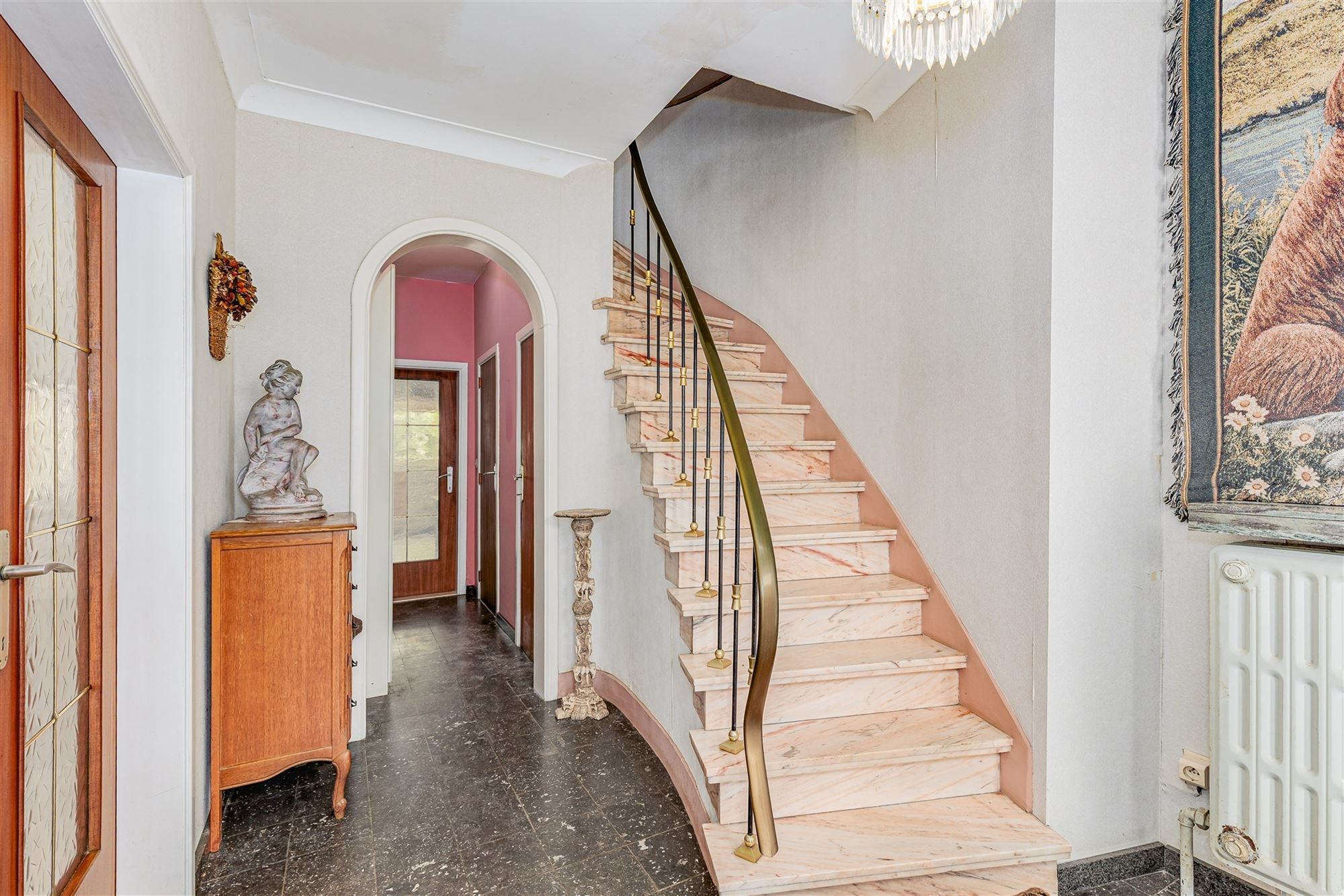 Te renoveren woning met 3 slpk, terras en ruime tuin in Wommelgem! foto 10