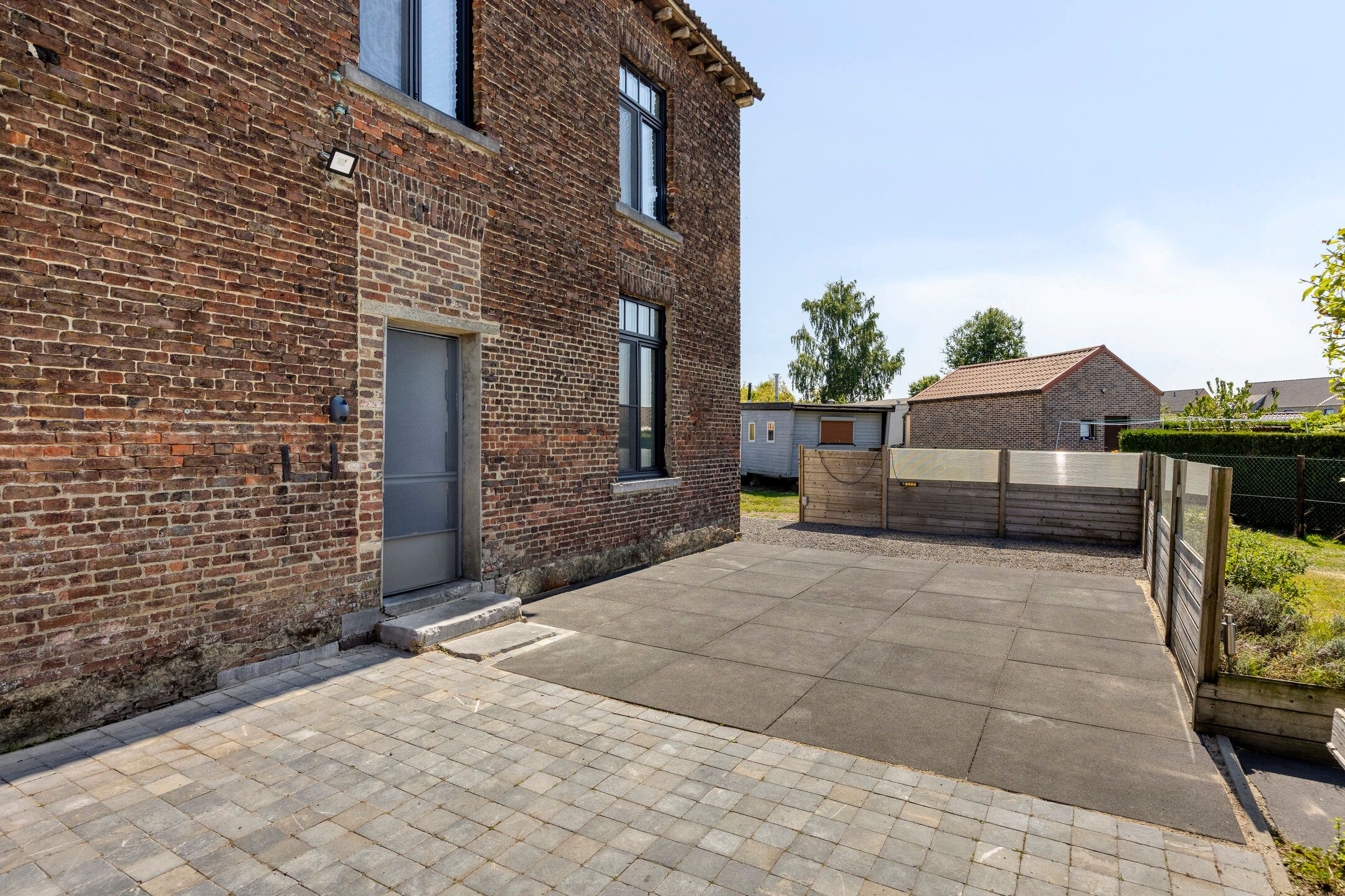 Deels gerenoveerde woning met prachtig verzicht op 14 are foto 20