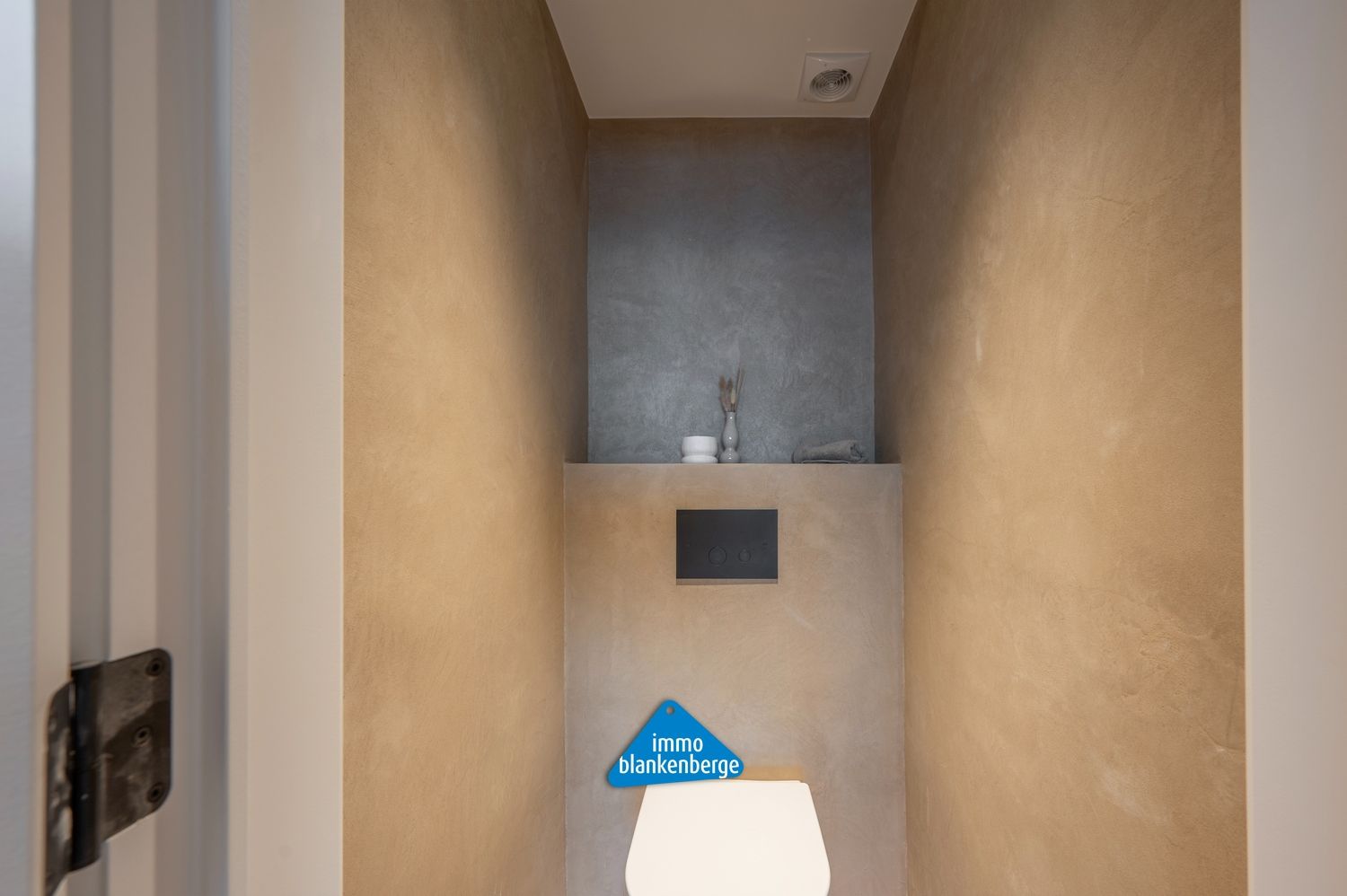 Luxeus appartement met 3 slaapkamers op de Zeedijk in Blankenberge met adembenemend zeezicht foto 27