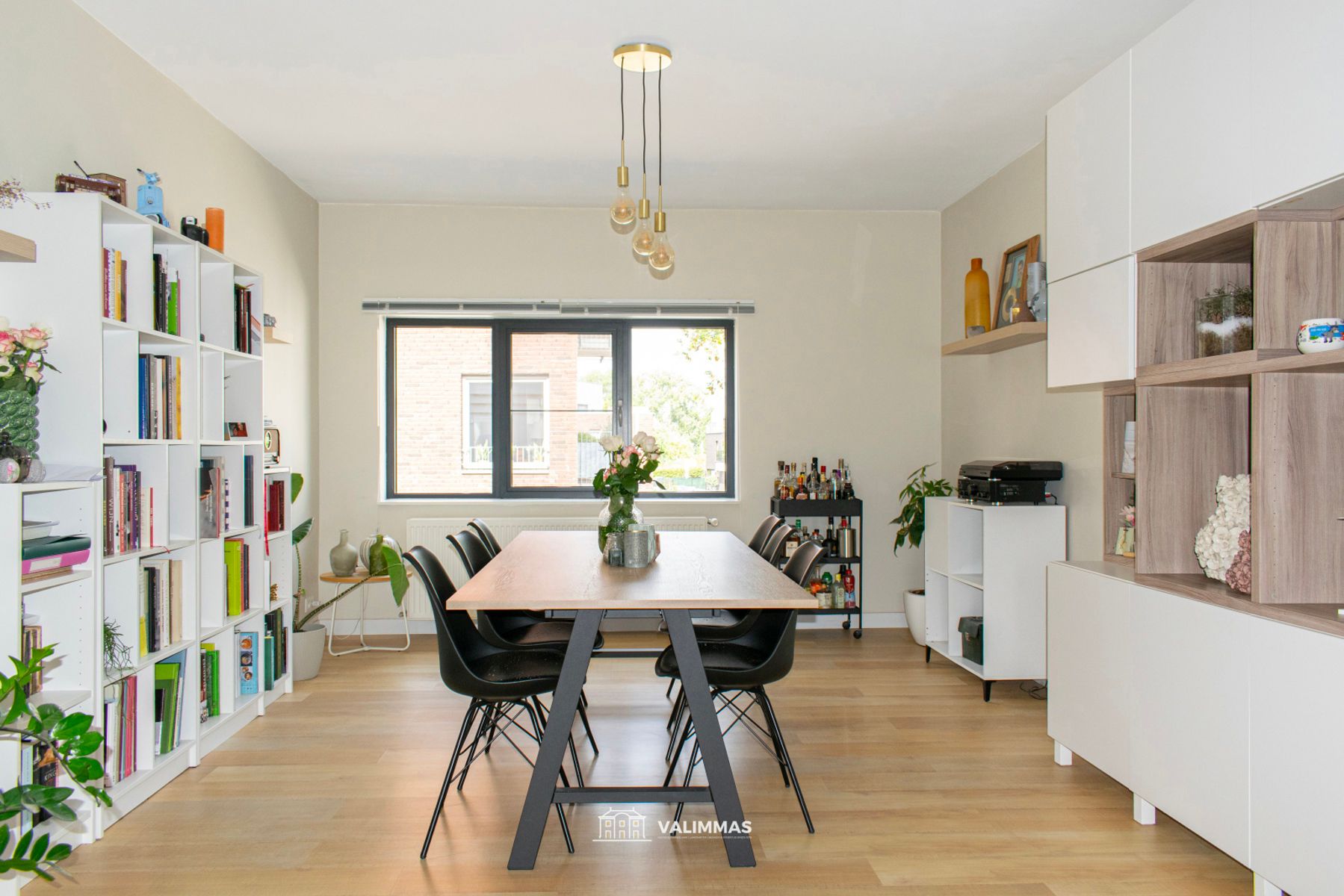 Ruim en instapklaar appartement met groot zonneterras... foto 3