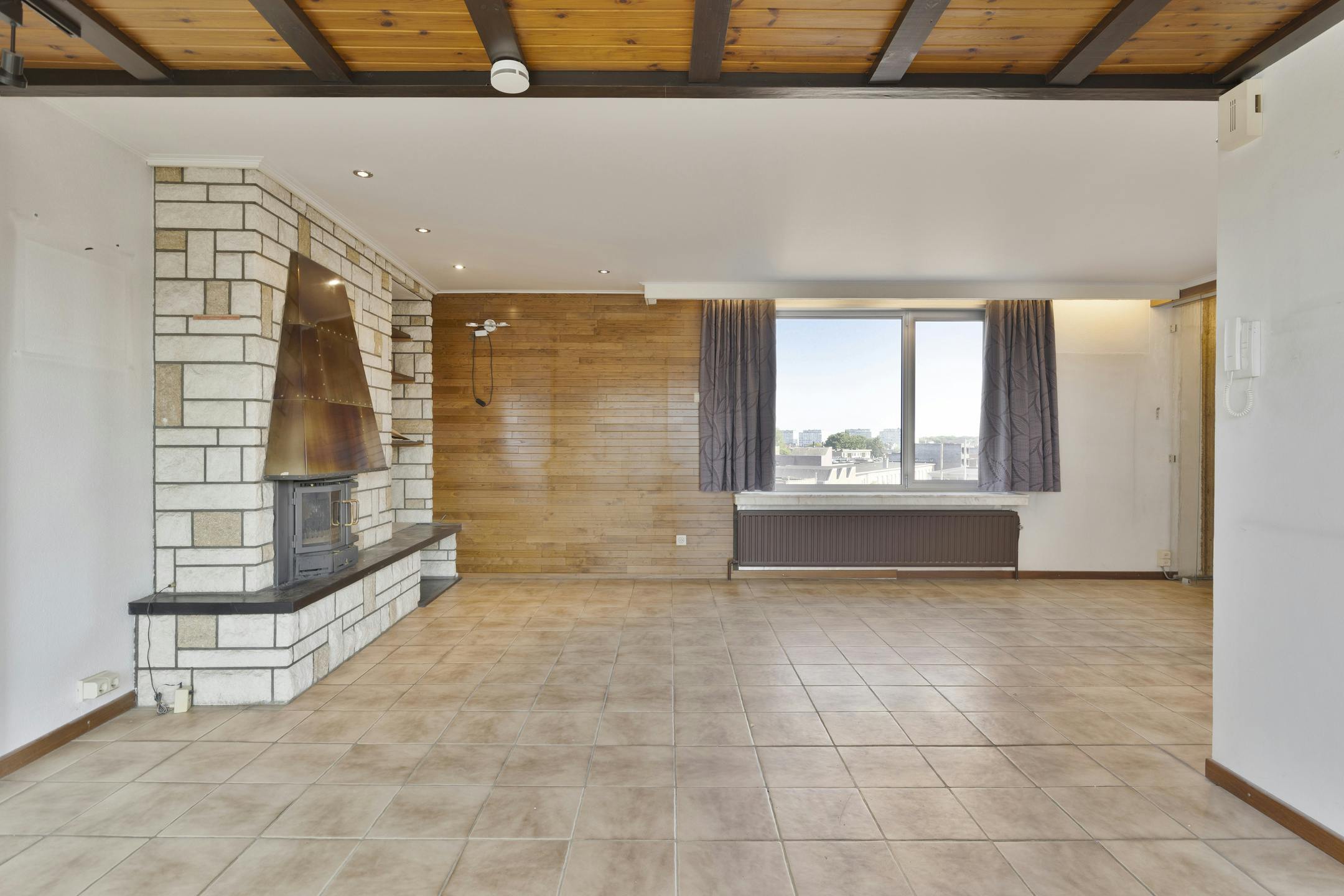 Ruim dakappartement met garage op uitstekende locatie in Deurne! foto 5