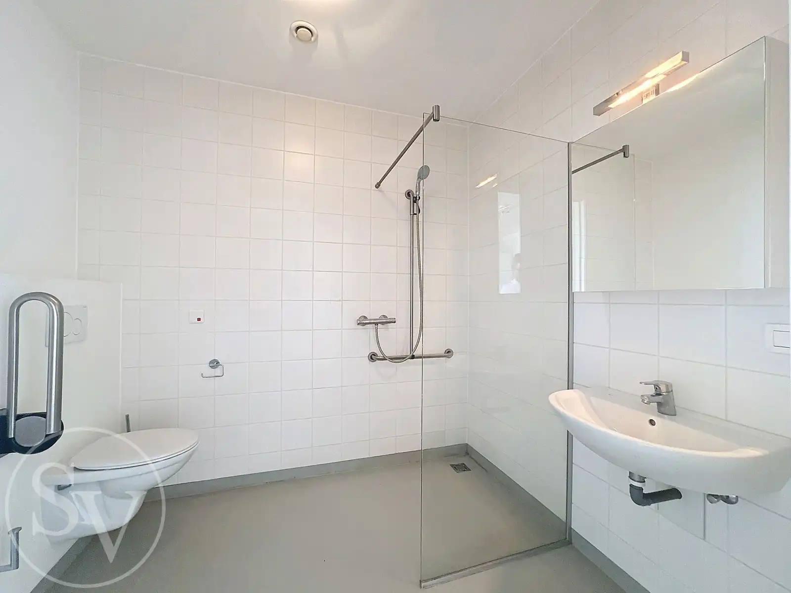 APPARTEMENT, 1 slpk, terras en PARKING. foto 11