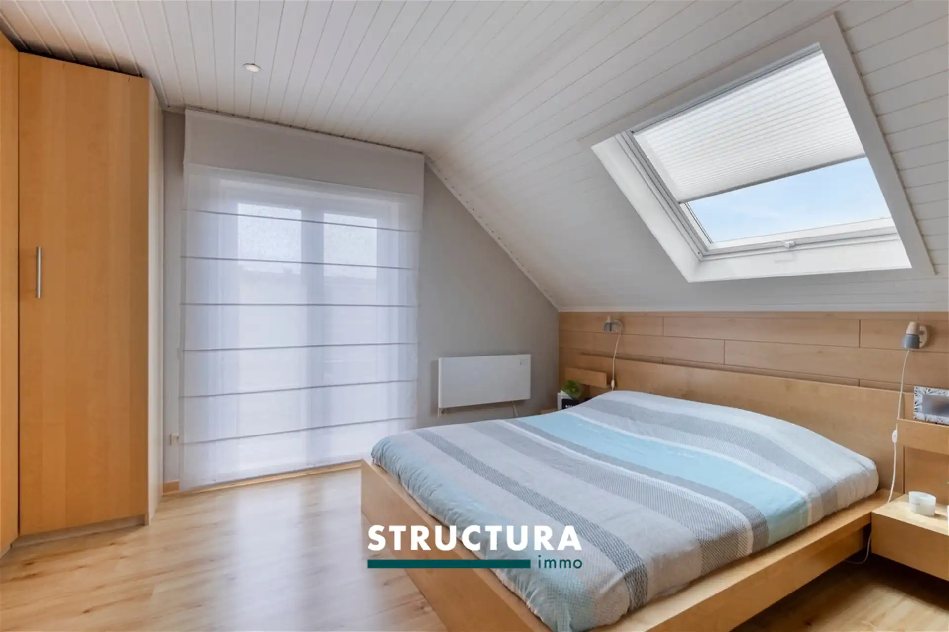 Instapklare gezinswoning met 5 slaapkamers, zonnige tuin en 24 zonnepanelen foto 18