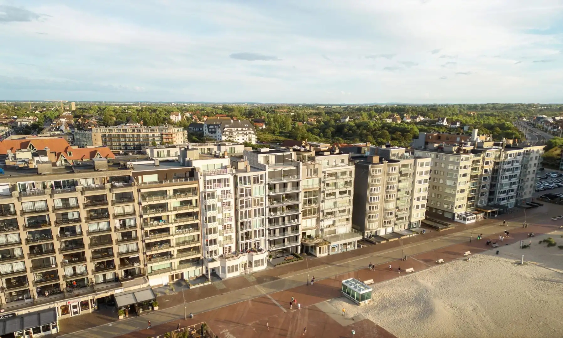  Res. Sea'Sight ! Nieuw  Topproject  op zeedijk te  Oostduinkerke. foto 4