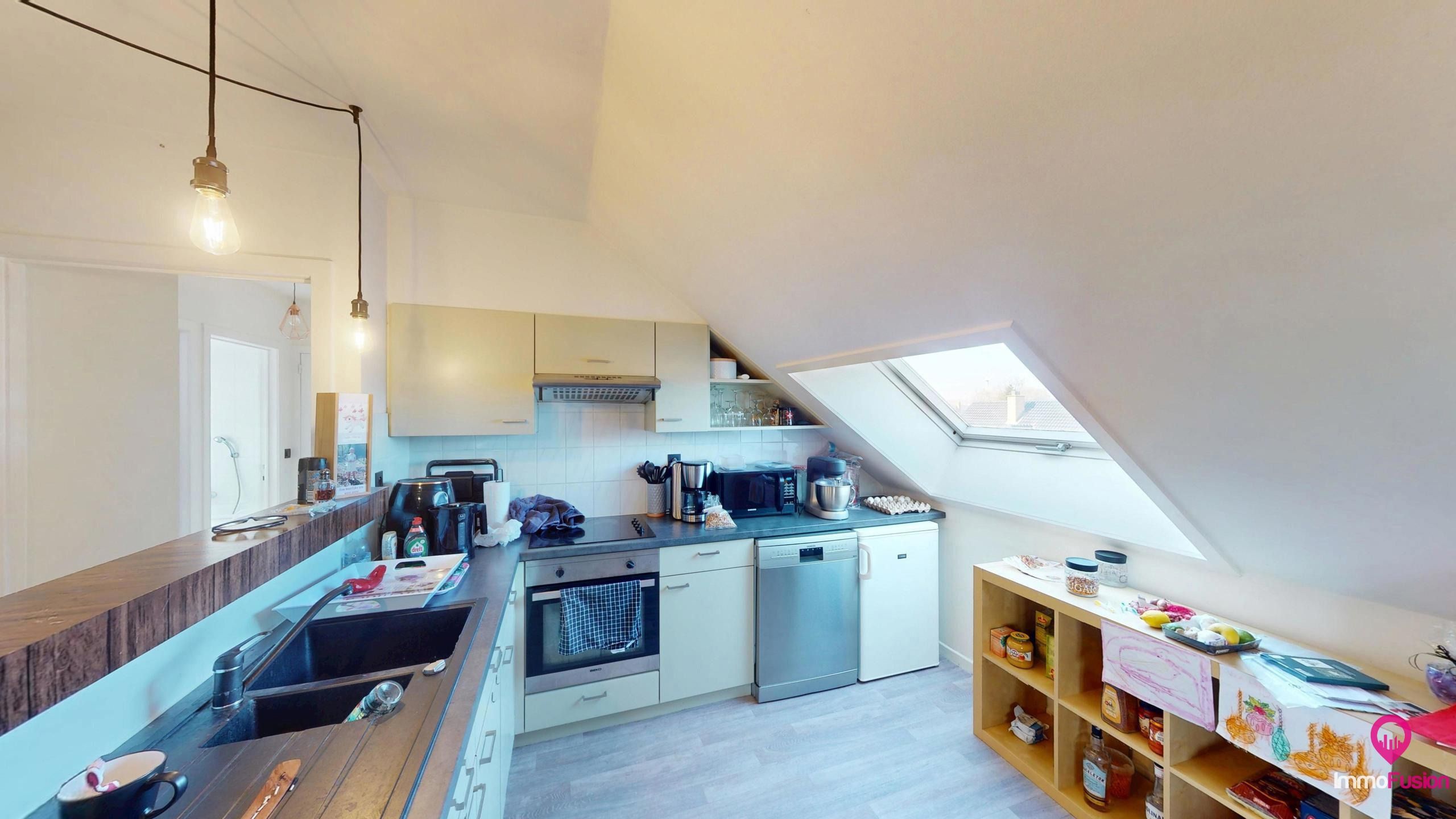 Dubbel appartement met potentieel, rustig gelegen in Eversel! foto 7