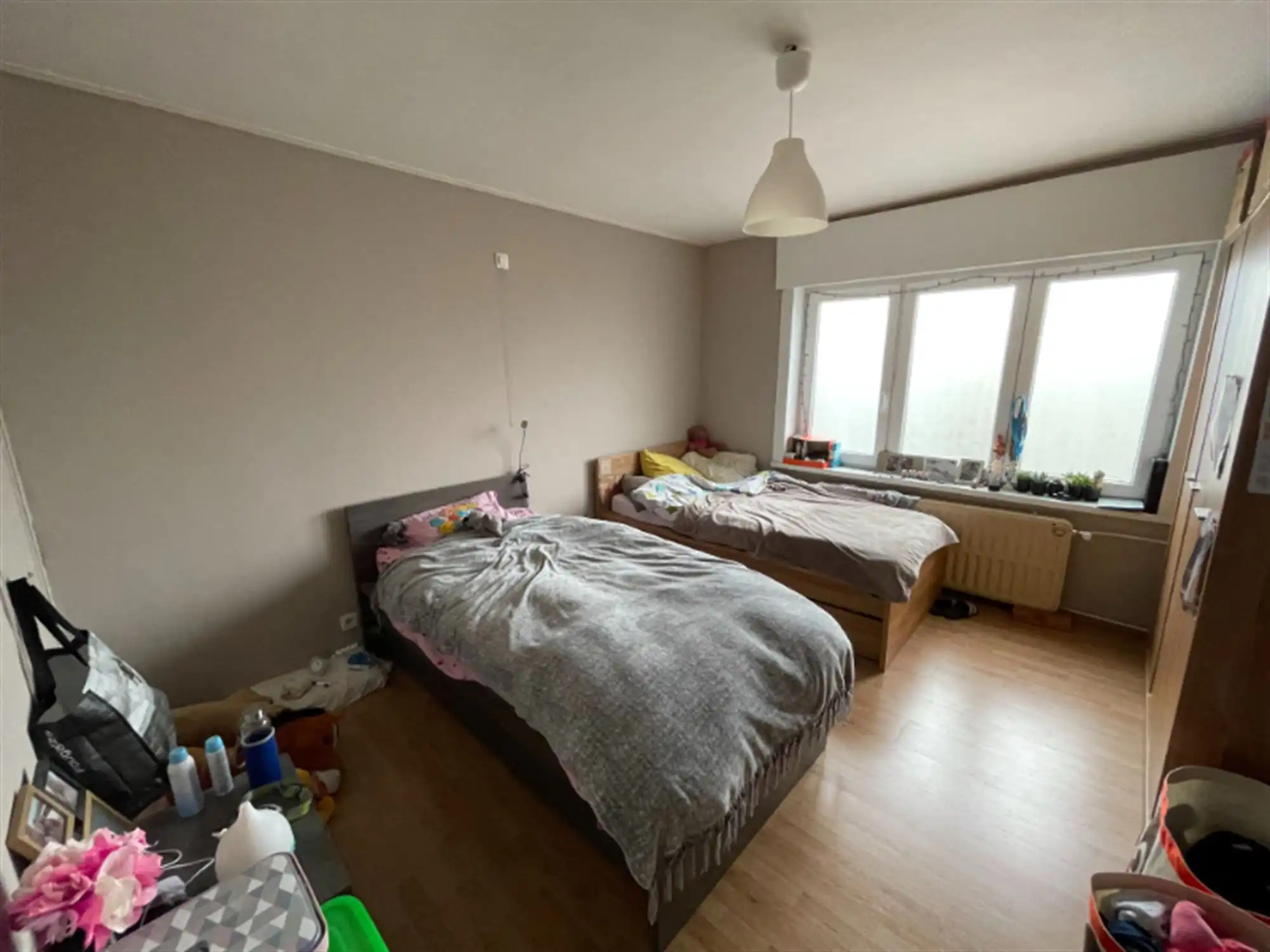 Half open woning met garage foto 16