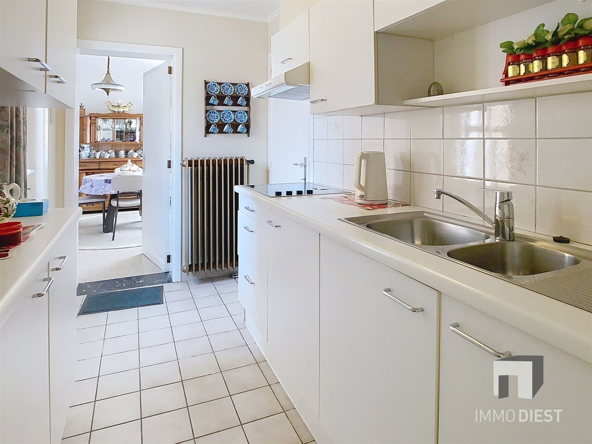 Charmante stevige woning met 3 slaapkamers en mooi tuintje foto 12