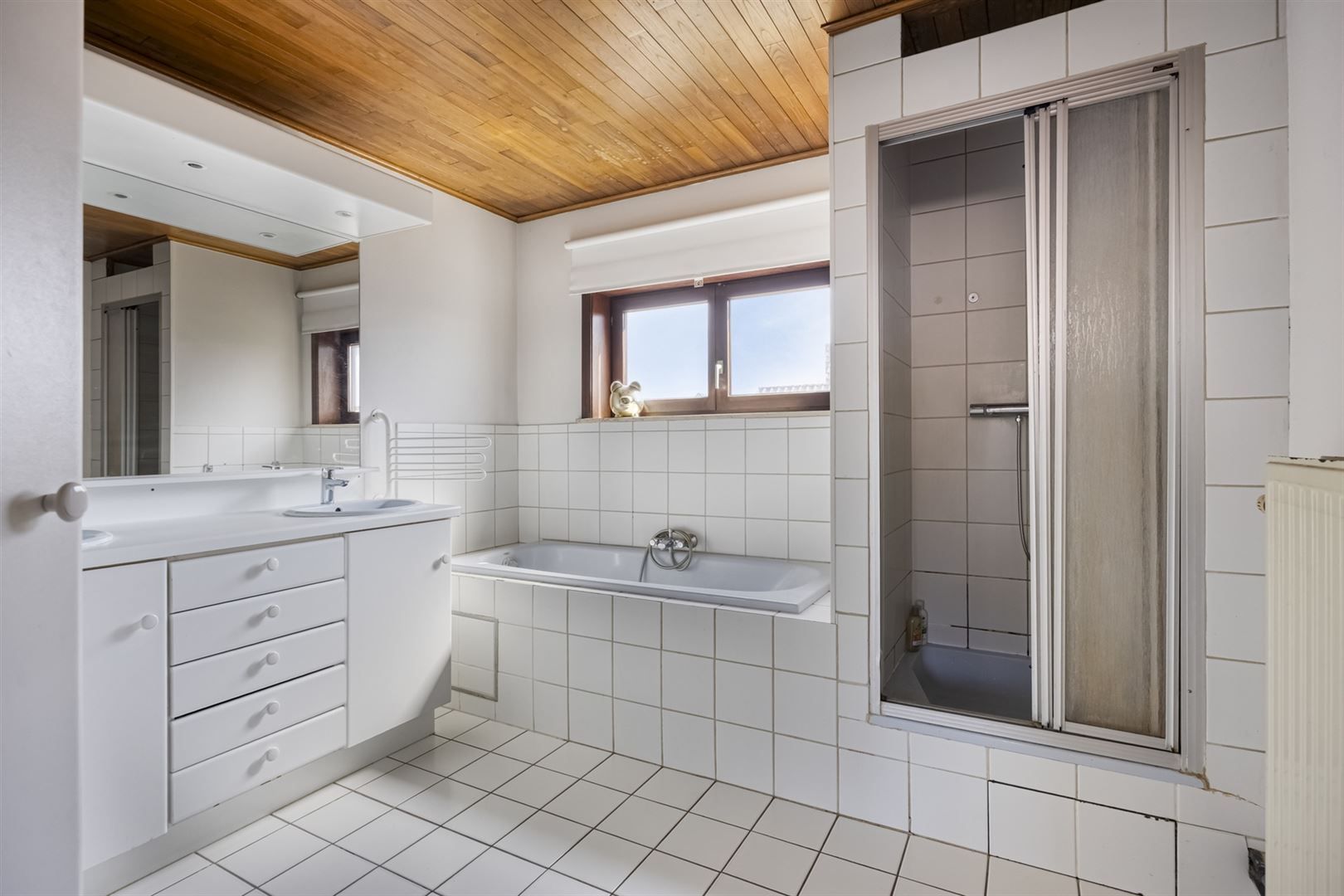 TE KOOP: Instapklare woning met 4 slaapkamers te Heusden! foto 12
