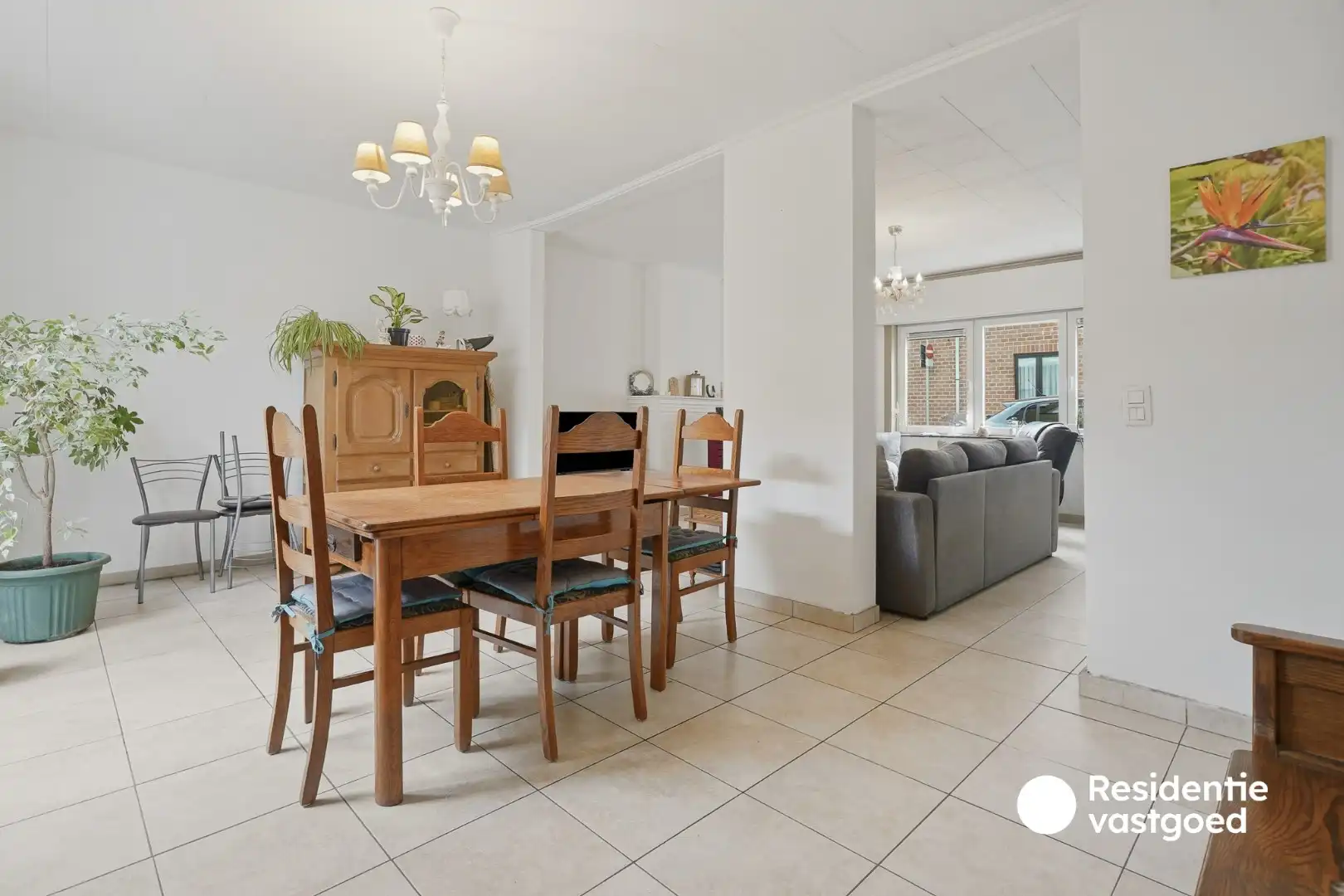 Instapklare woning in hartje Diksmuide, met zicht op het stadspark! foto 7