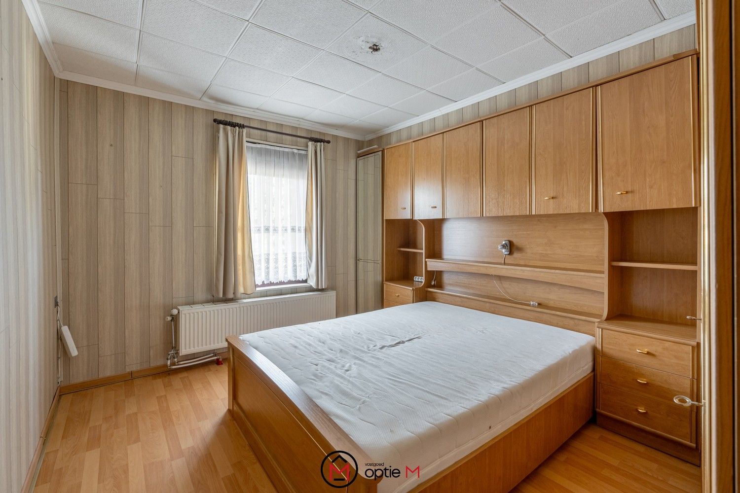 Ruime woning met garage en zonnepanelen foto 15