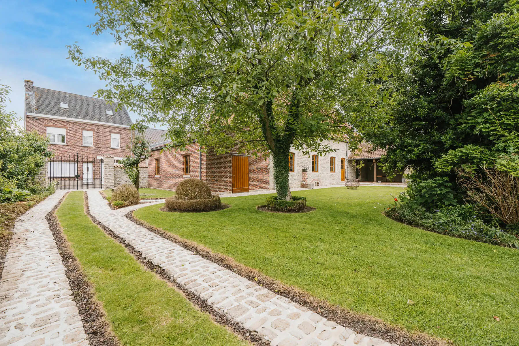 Buitenkans: Unieke woning vol karakter! foto 23