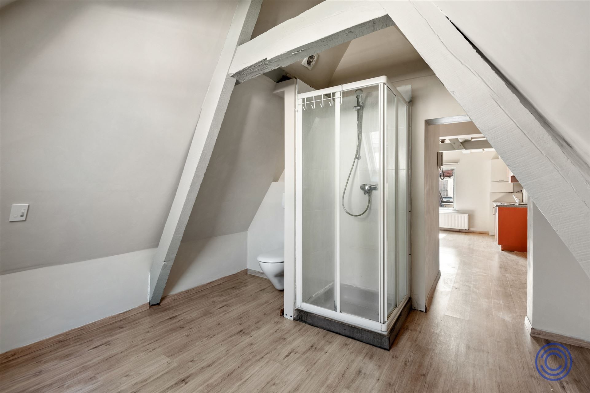 Cozy studio met uniek uitzicht, middenin de stad! foto 8