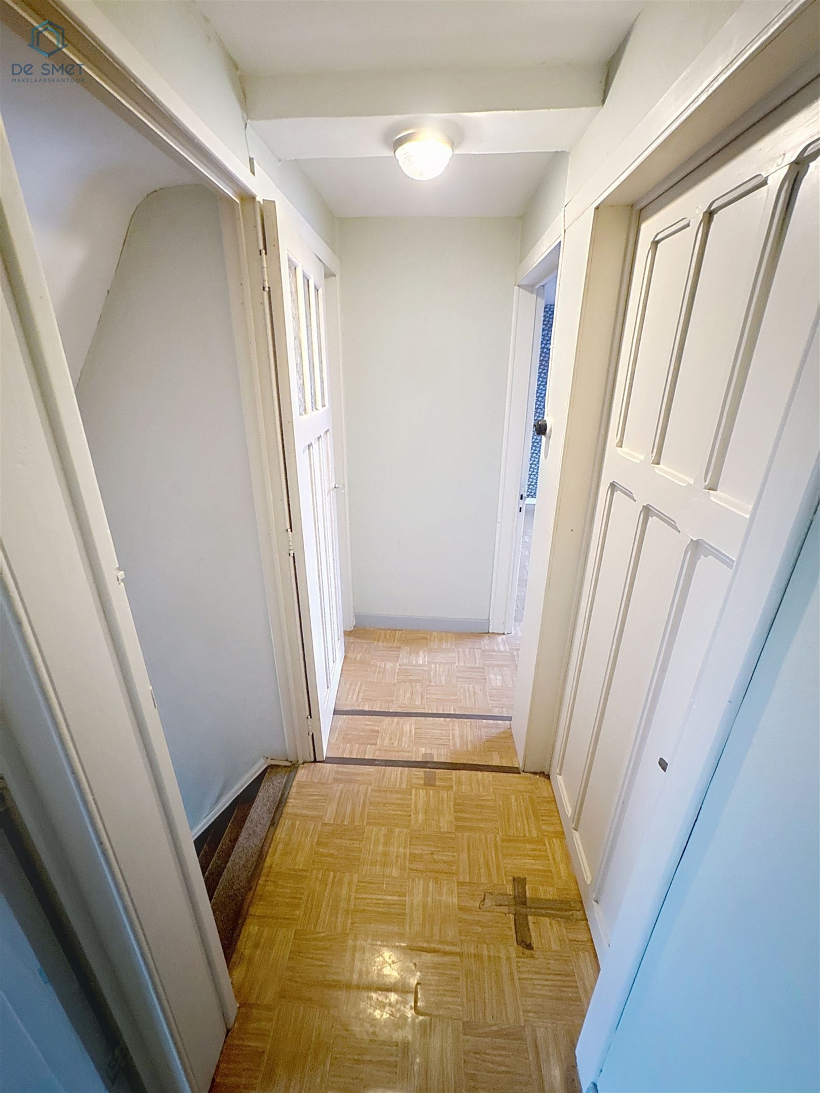 Charmante te renoveren gezinswoning met 4 slaapkamers, garage en grote tuin rustige ligging in Viane foto 10