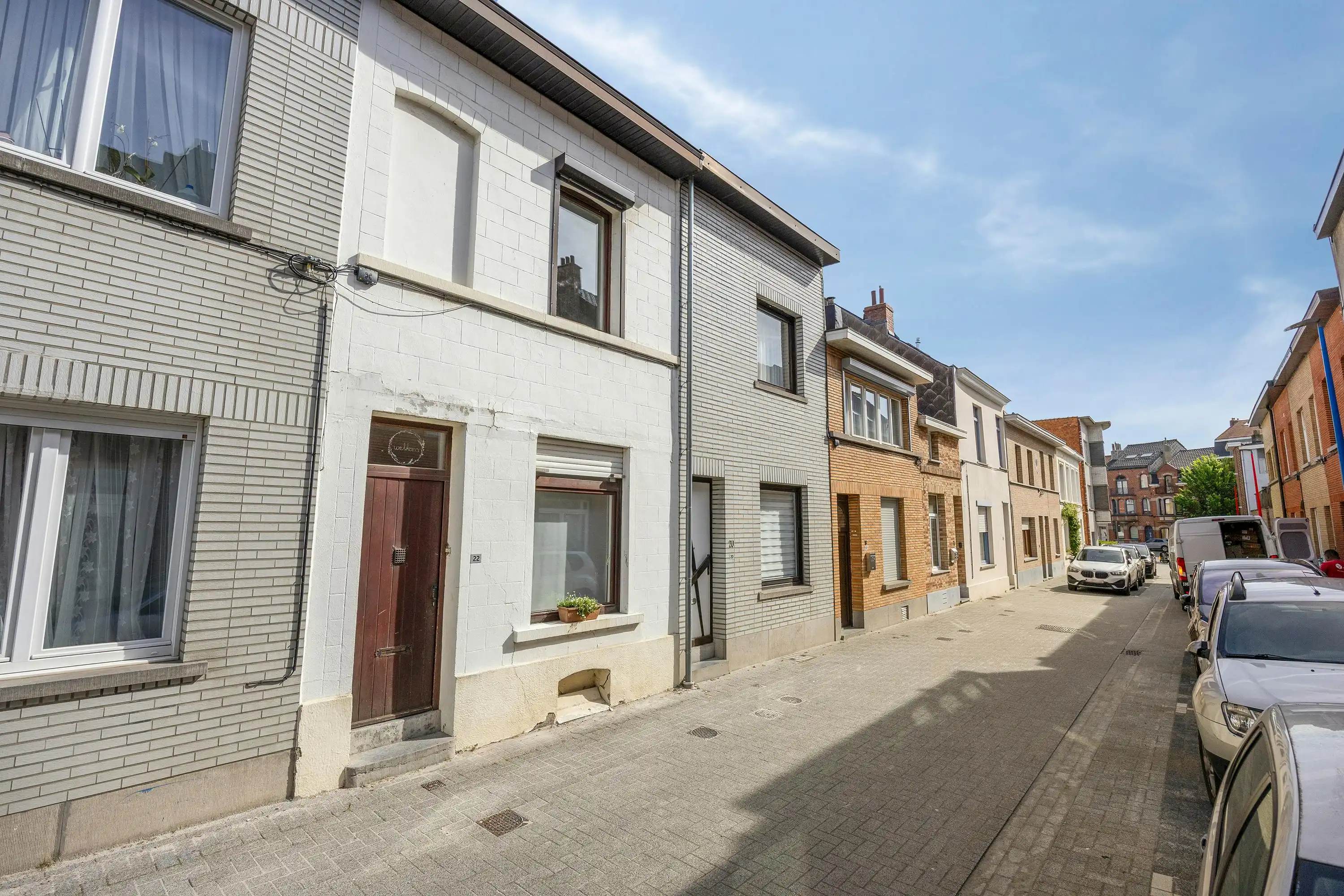 Charmante, instapklare woning met verrassend veel potentieel foto 2