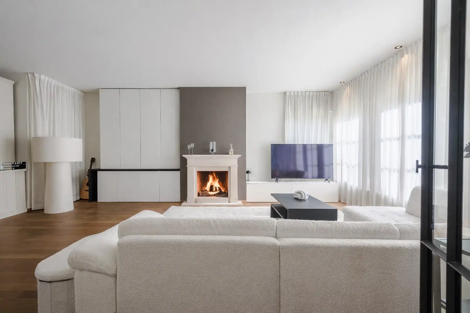 Grotendeels gerenoveerde villa in “De Lint” foto 5