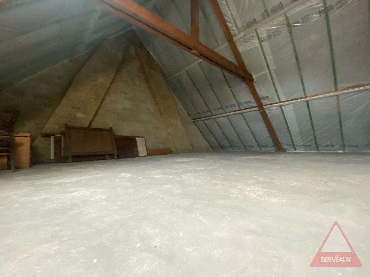 Passendale – Te renoveren woning met tuin, garage en vaste trap naar zolder foto 9