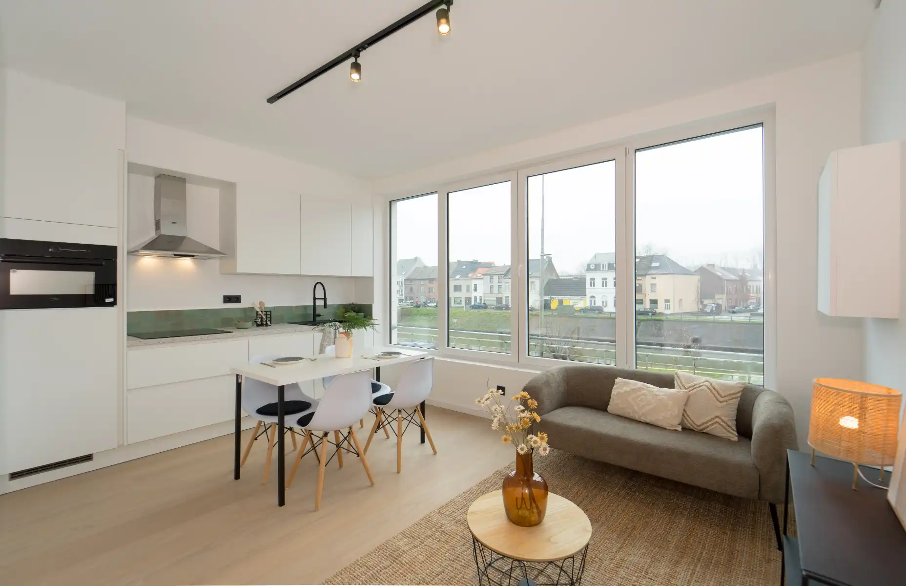 Gerenoveerd appartement (1 slaapkamer) met leuk terras foto {{pictureIndex}}