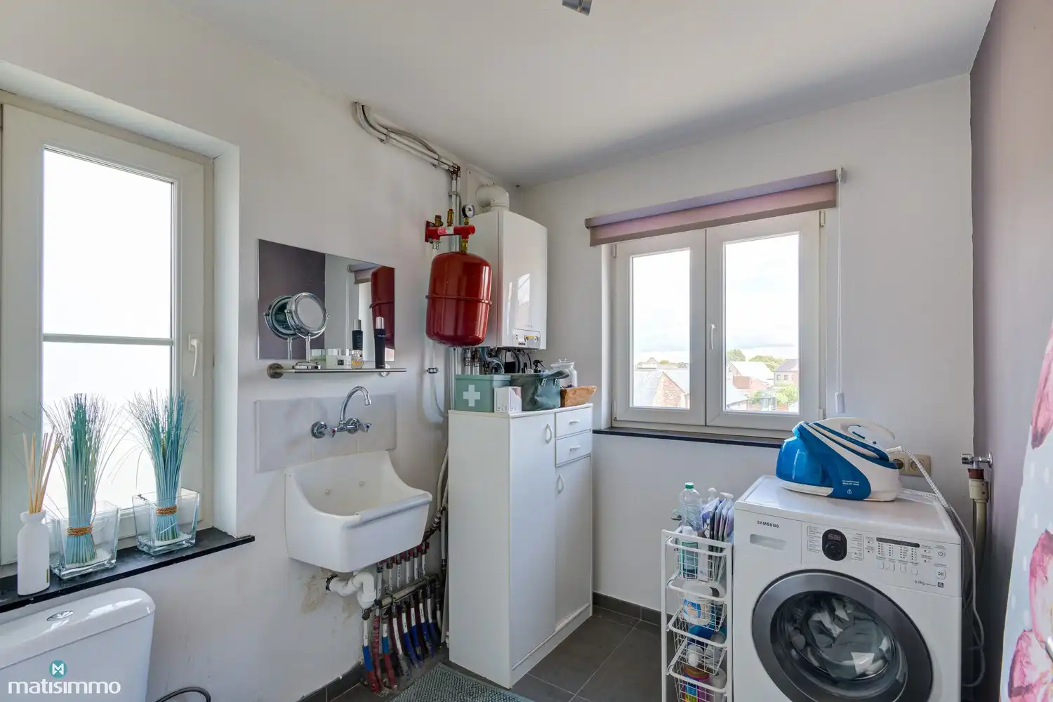 INSTAPKLARE GEZINSWONING MET TWEE SLAAPKAMERS NABIJ HET CENTRUM VAN BILZEN foto 20