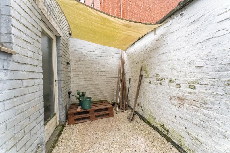 Roeselare, unieke rijwoning met karakter op 500 meter van centrum foto 17