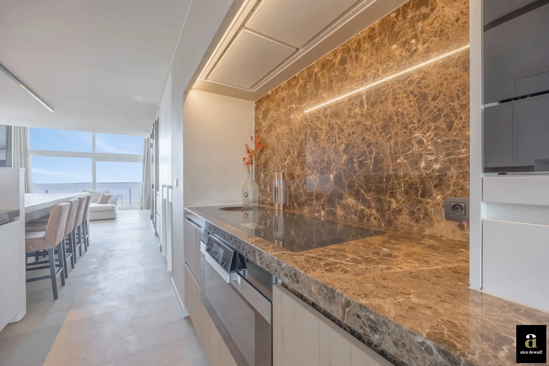 Exclusieve mezzanine met panoramisch frontaal zeezicht – Residentie Royal Navy foto 11