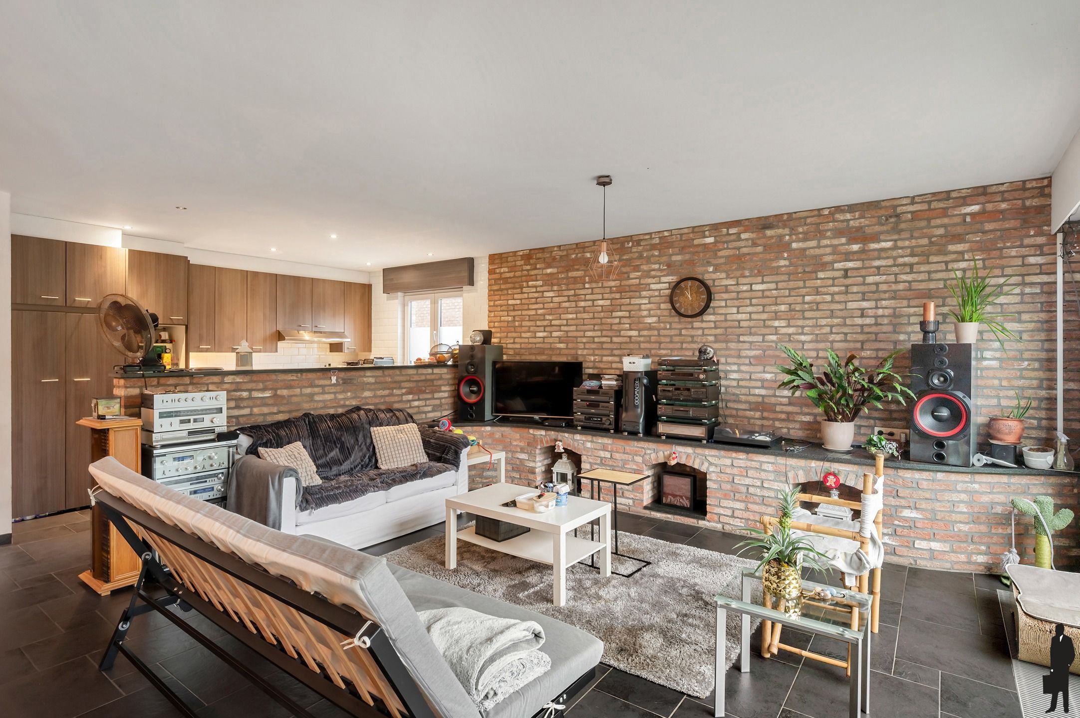 Ruim bemeten woning op centrale locatie! foto 7