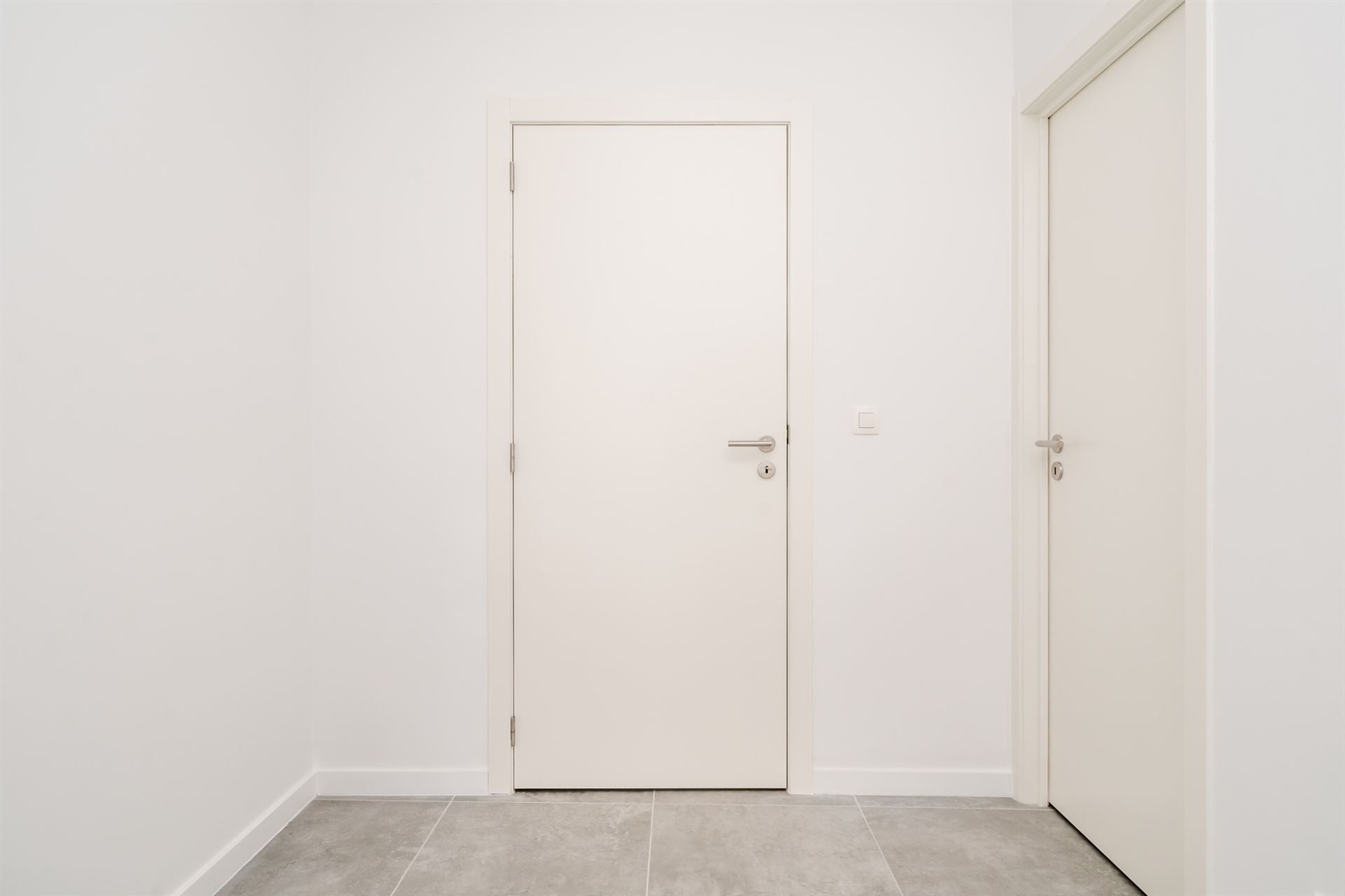 Dicht bij het Tour&Taxis-terrein, prachtig duplex penthouse met 3 slaapkamers foto 5