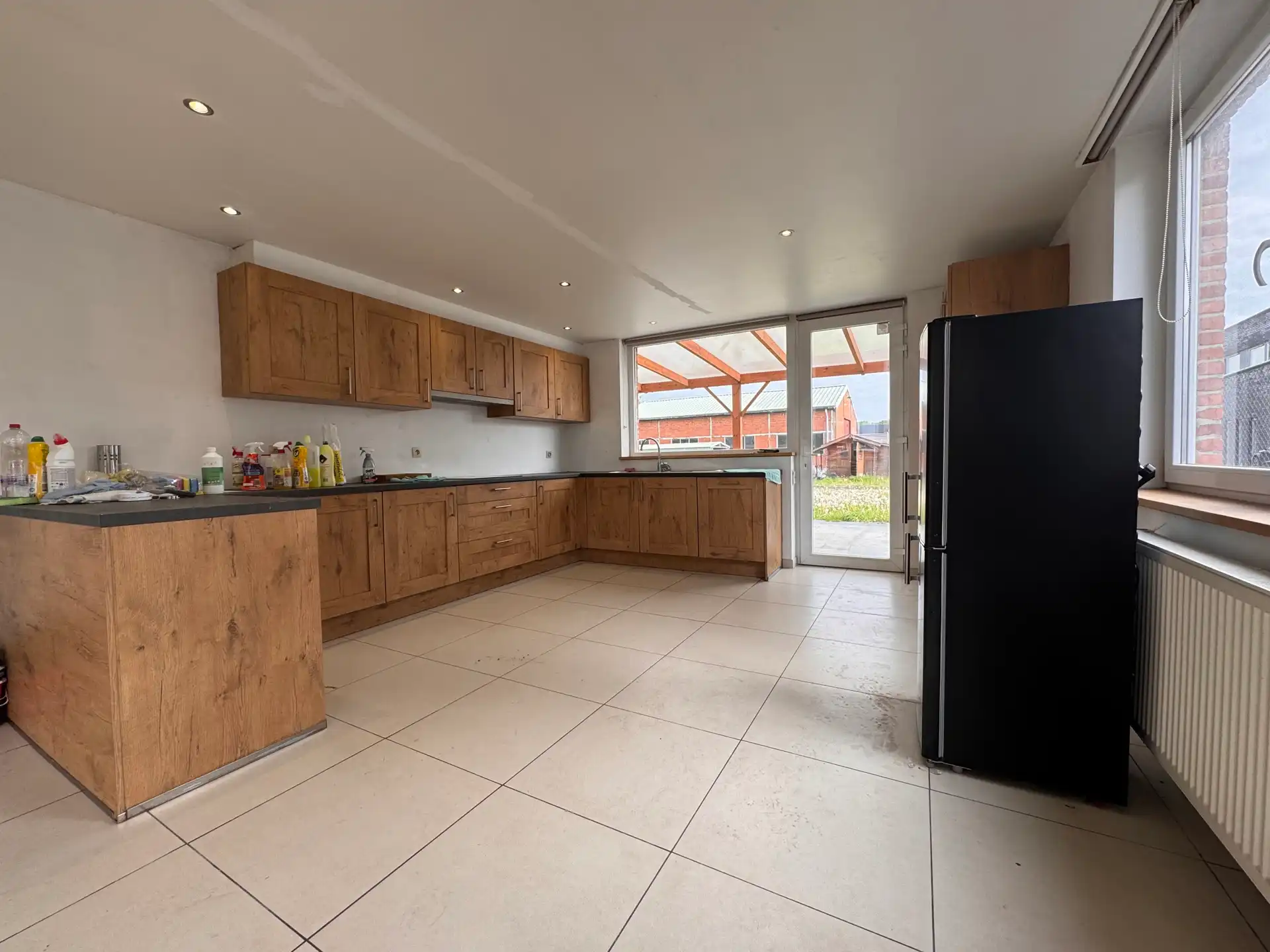 Woning met drie slaapkamers en tuin foto 6