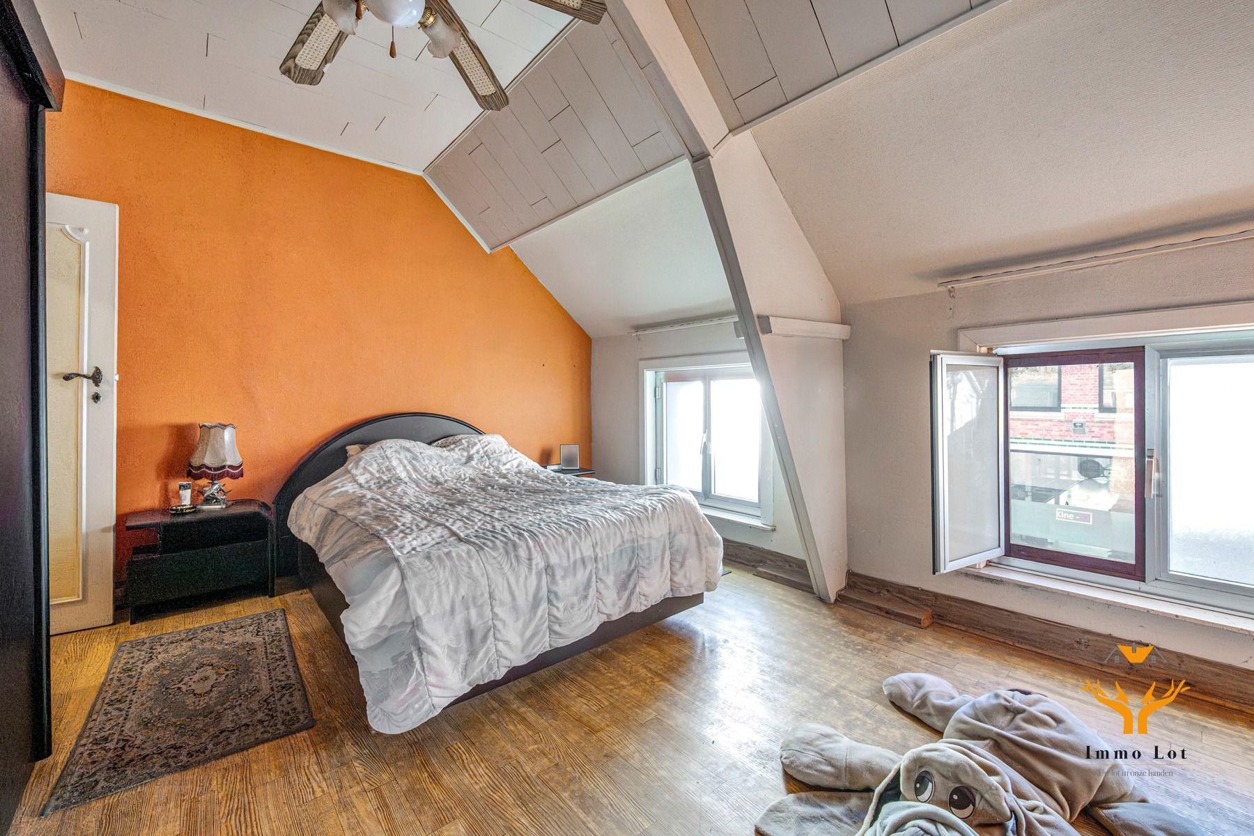 Ruime renovatiewoning met tuin in centrum Zele foto 14