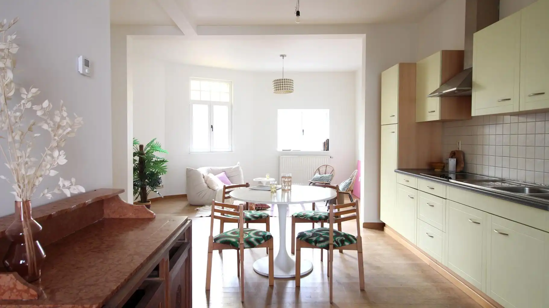 CHARMANT ART NOUVEAU APP MET TERRAS foto 5