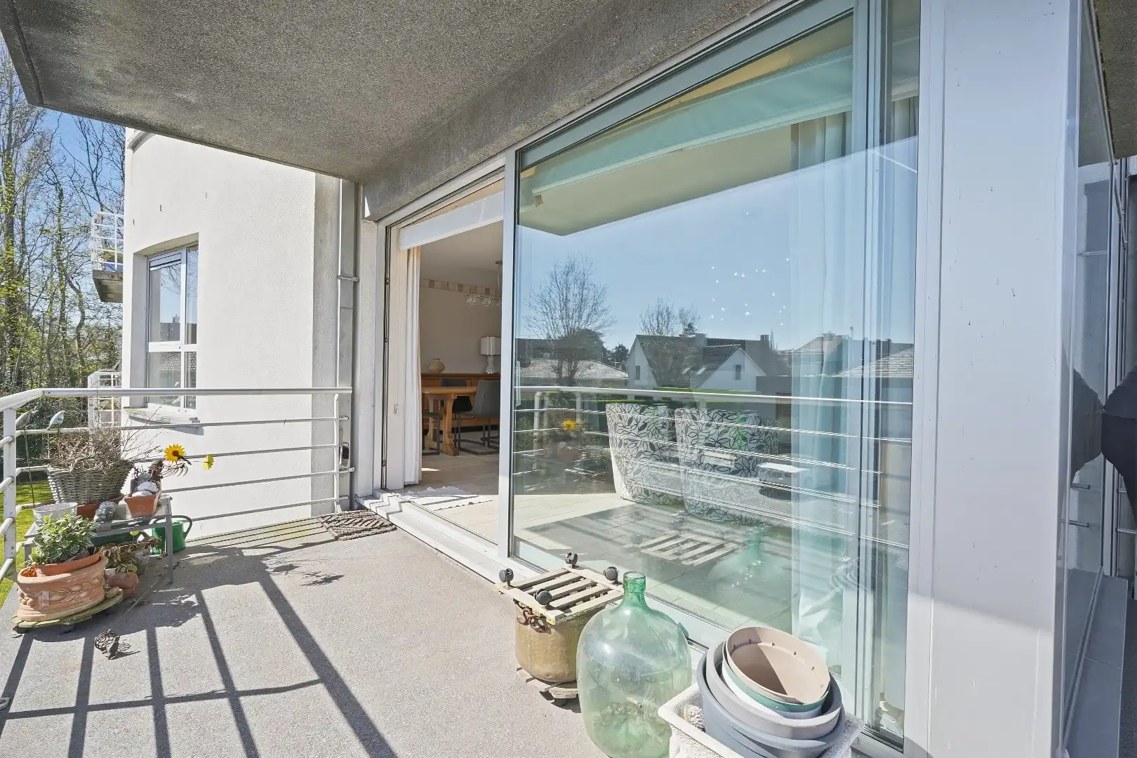 Instapklaar 2-slaapkamerappartement (89m² + 8m² terras) nabij de haven van Nieuwpoort. foto 5