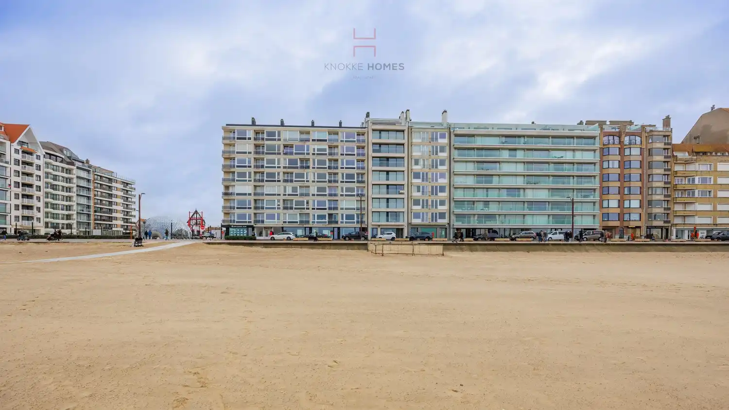 3-kamerappartement met frontaal zeezicht aan het Albertplein foto 22