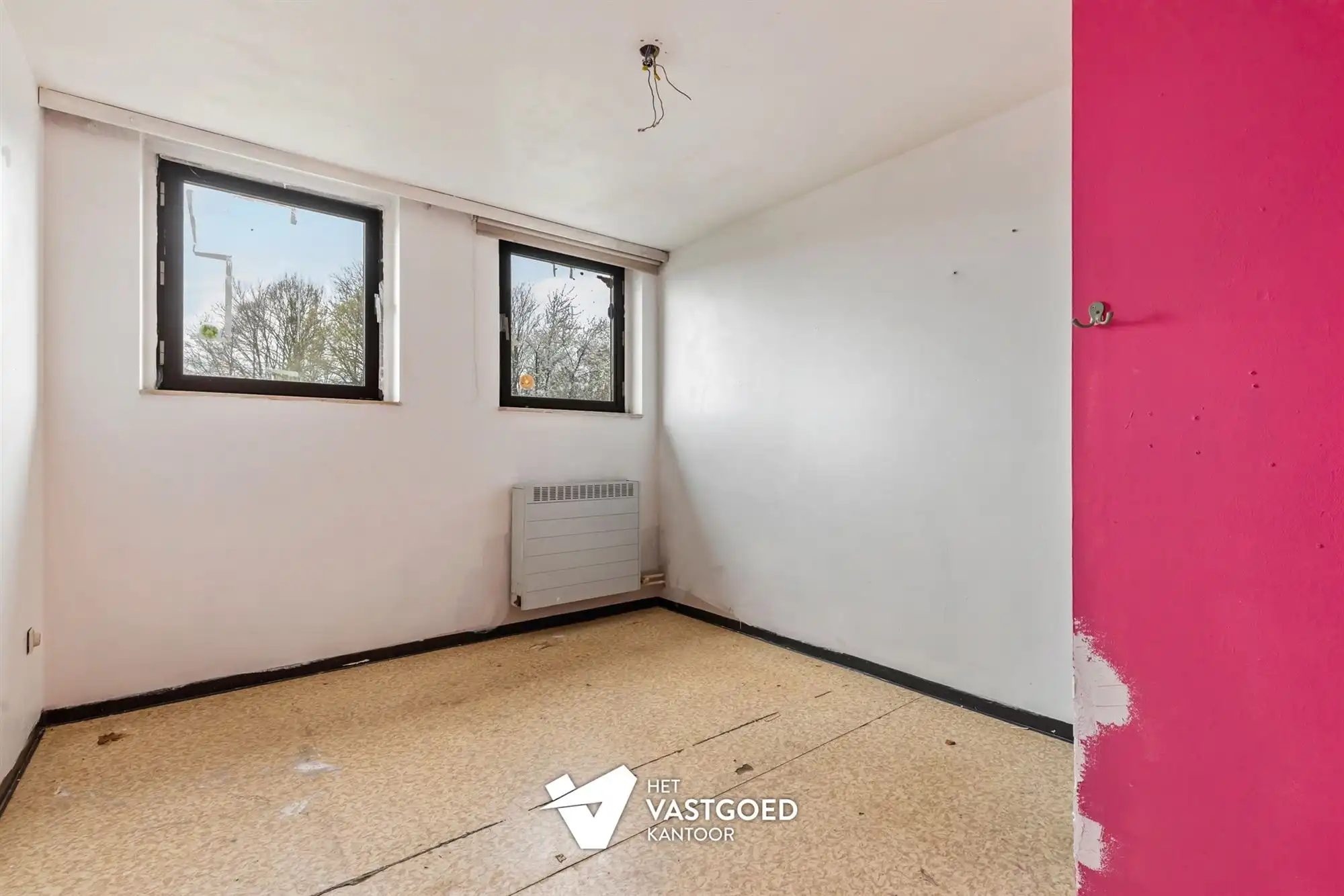 TE RENOVEREN WONING MET 3 SLAAPKAMERS OP CENTRALE LIGGING IN KOERSEL-CENTRUM foto 13