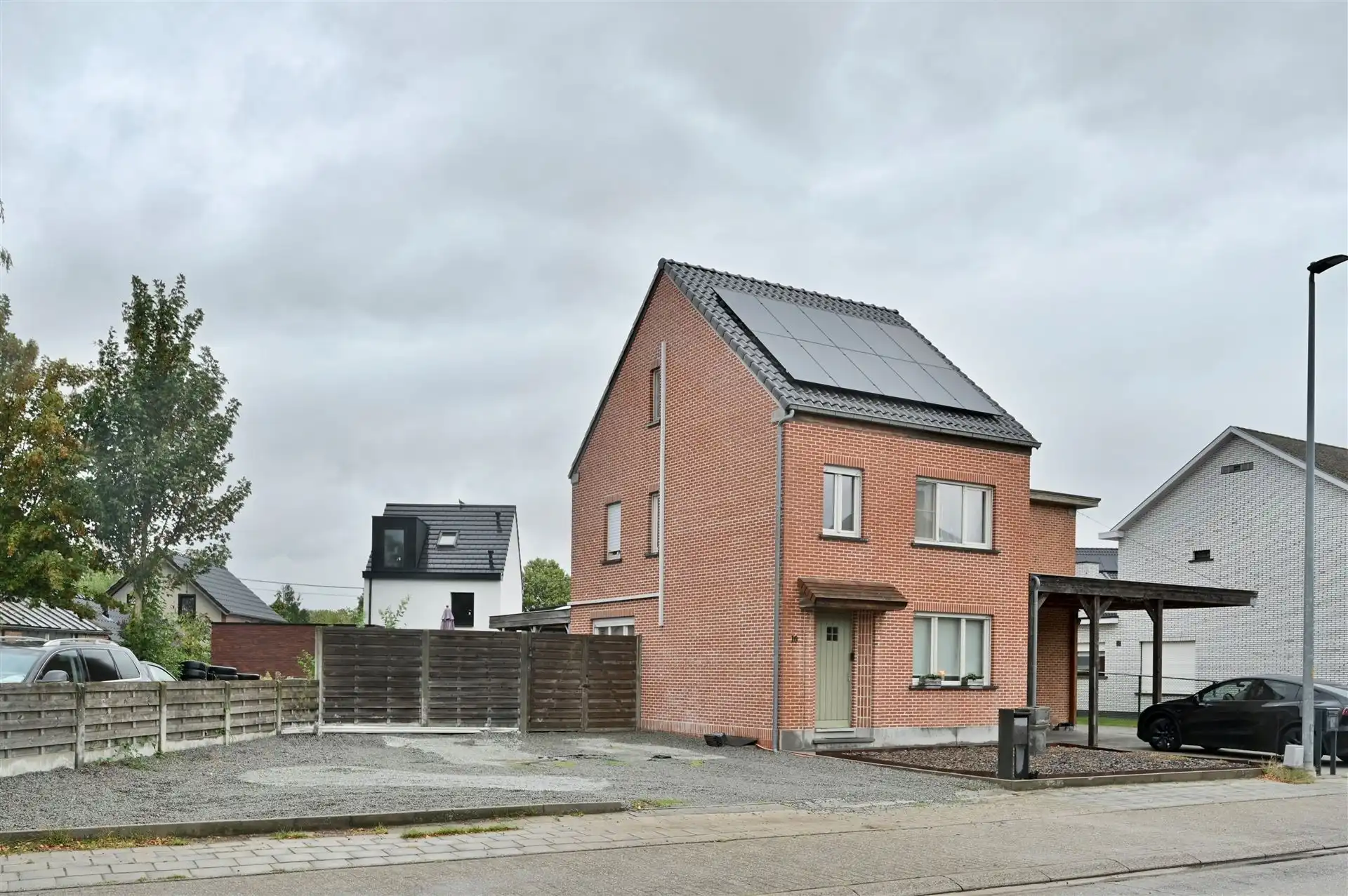 Ruime gezinswoning met 4 slpks en tuin in Itegem. foto 21