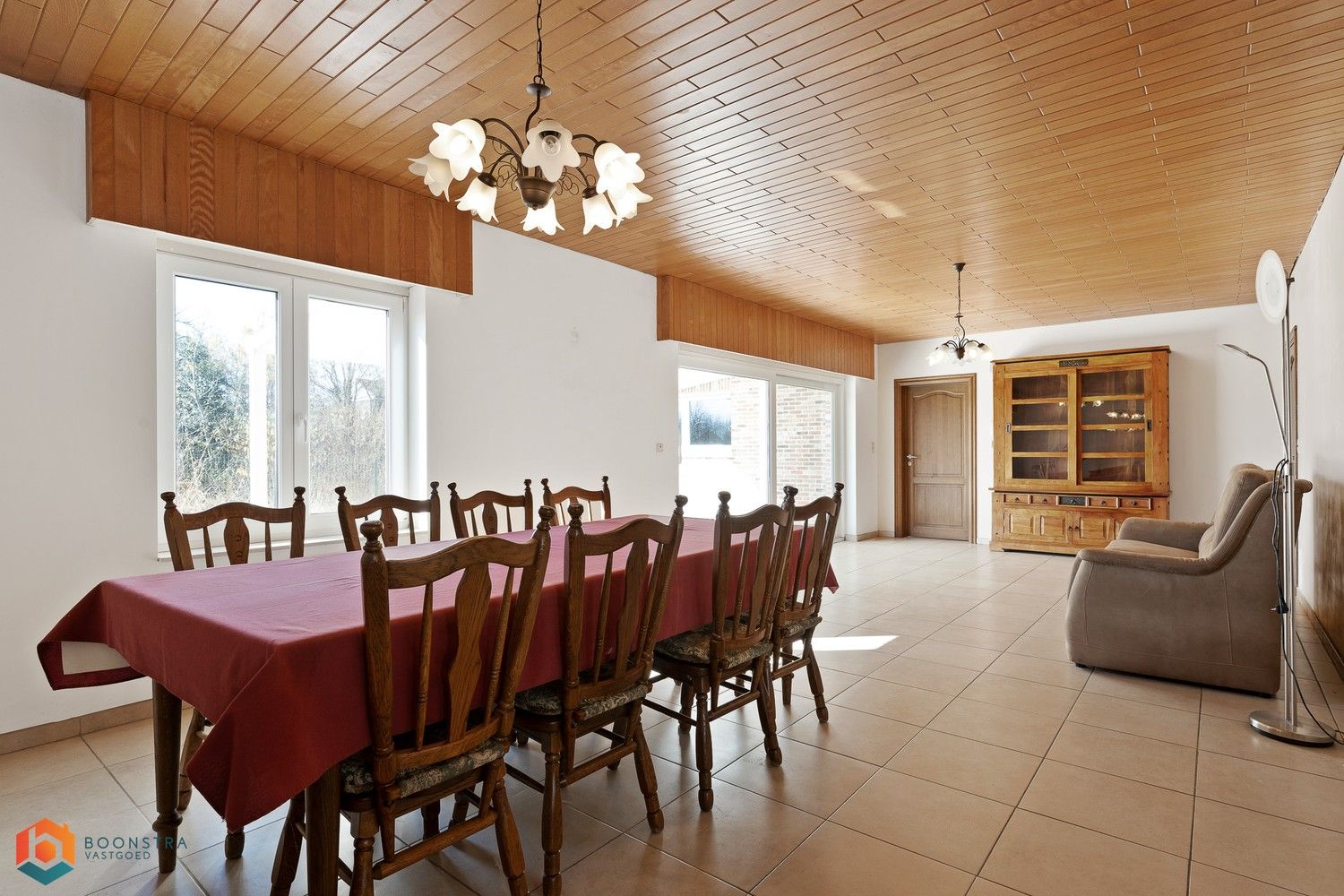 Gelijkvloerse villa met 3 slpkrs op 1335m² te Tildonk foto 2