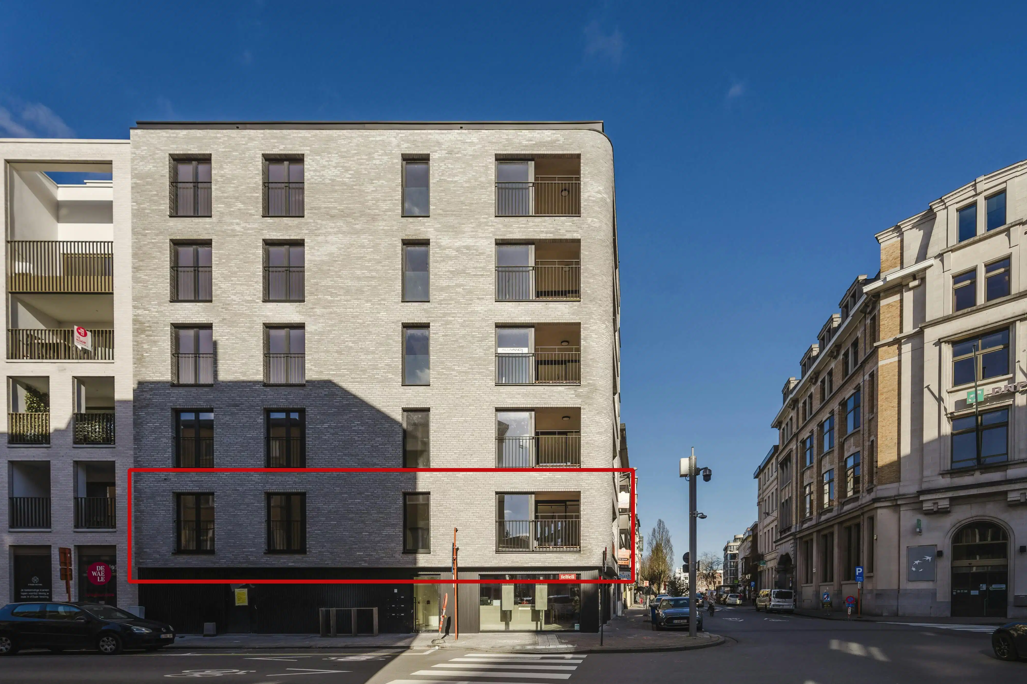 Lichtrijk 2-slaapkamerappartement in res. La Rambla Kortrijk foto 16