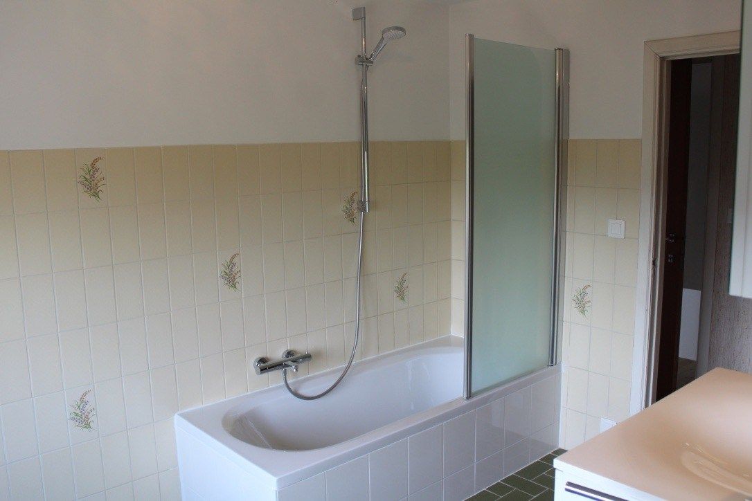 Woning 3 slpk + bureau met mooie tuin en garage foto 13