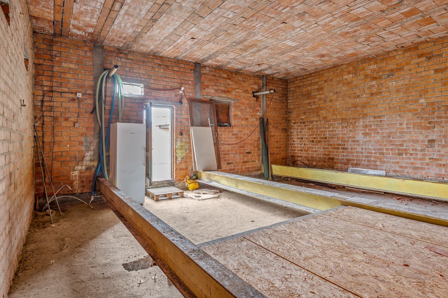 Ruim magazijn (+/- 441 m²) in Lier! foto 11