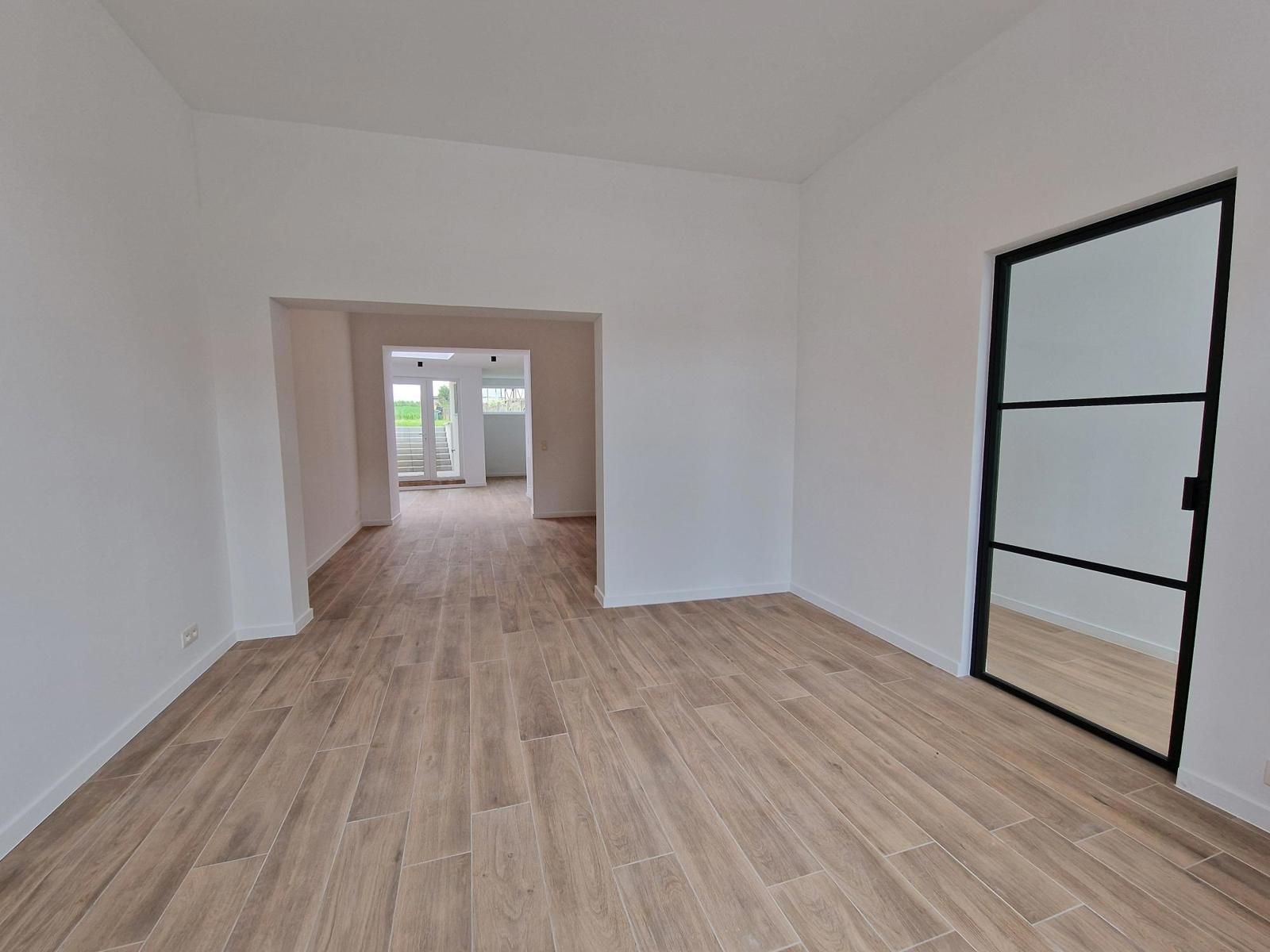 Volledig gerenoveerde woning 3 slpks te Attenhoven (Landen) foto 7