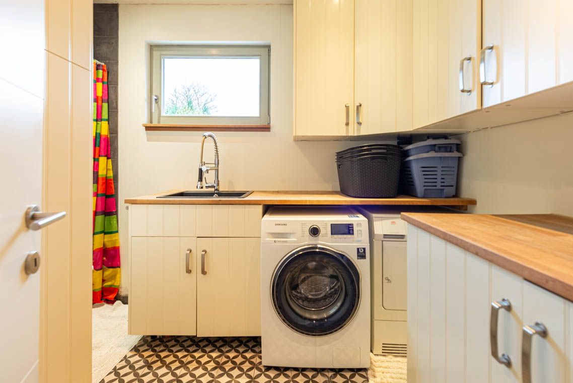 Energiezuinige woning met zonnepanelen, 3 grote slaapkamers, mooie tuin met bergplaats, zalig uitzicht foto 11