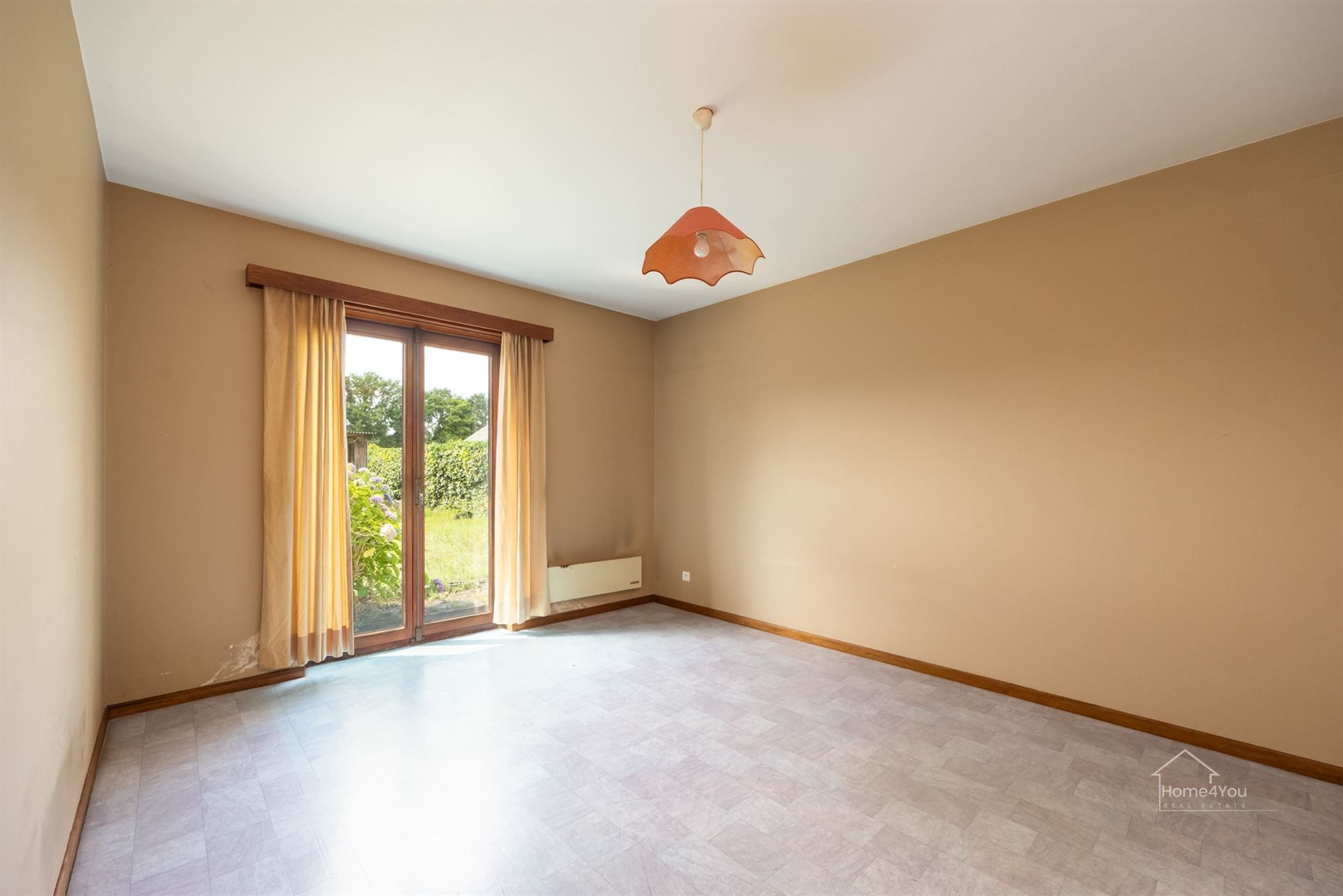 Te renoveren villa op 2002m² op toplocatie in Schilde. foto 5