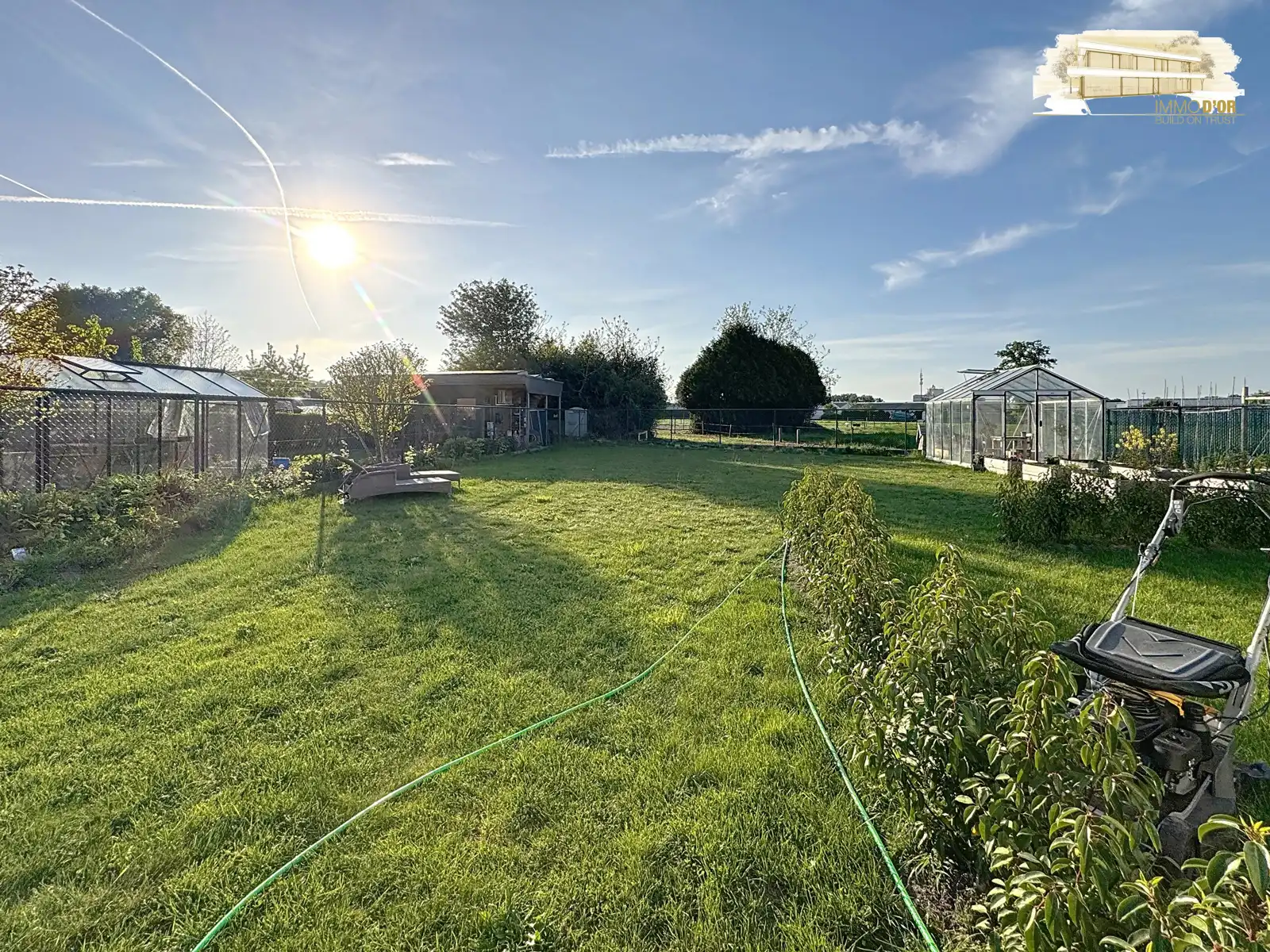 Kantoor met zonnige tuin met optie ruime garage  foto 12