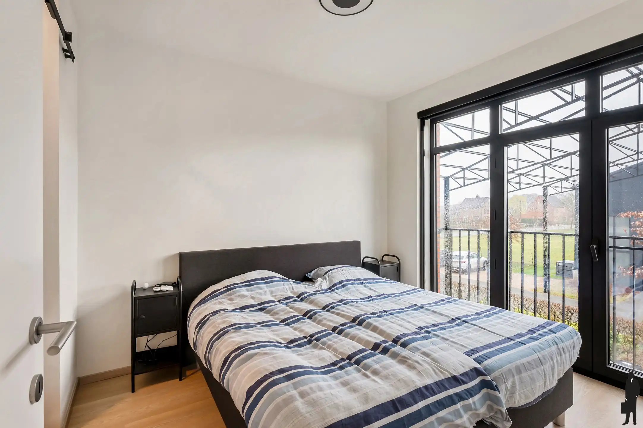 Instapklaar duplex appartement met tuin foto 11