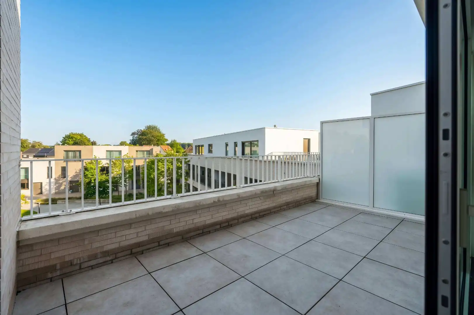Recent appartement met EPC A op zeer centrale locatie in Sint-Michiels met 2 slaapkamers foto 5