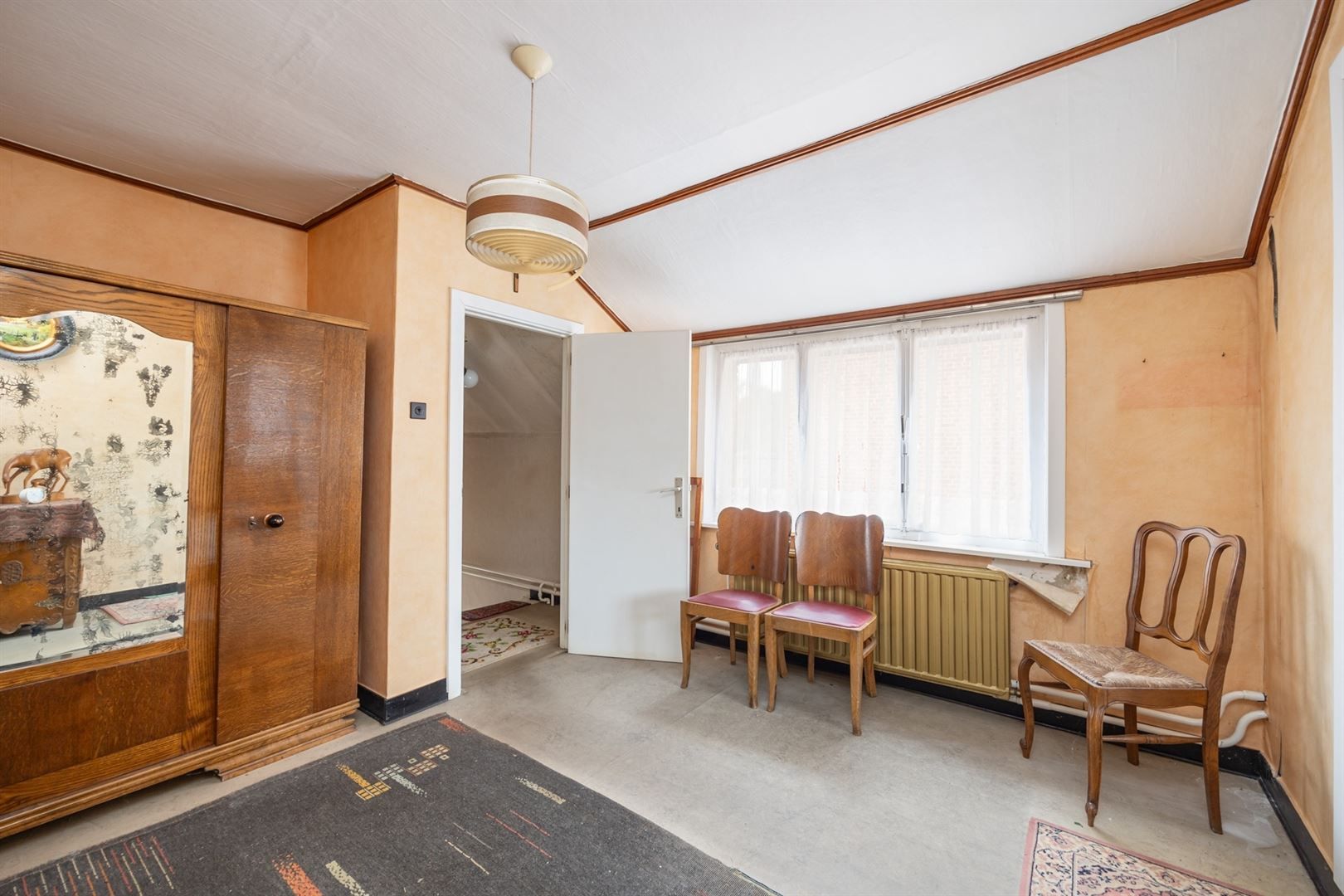 Charmante renovatie-woning met potentieel foto 13